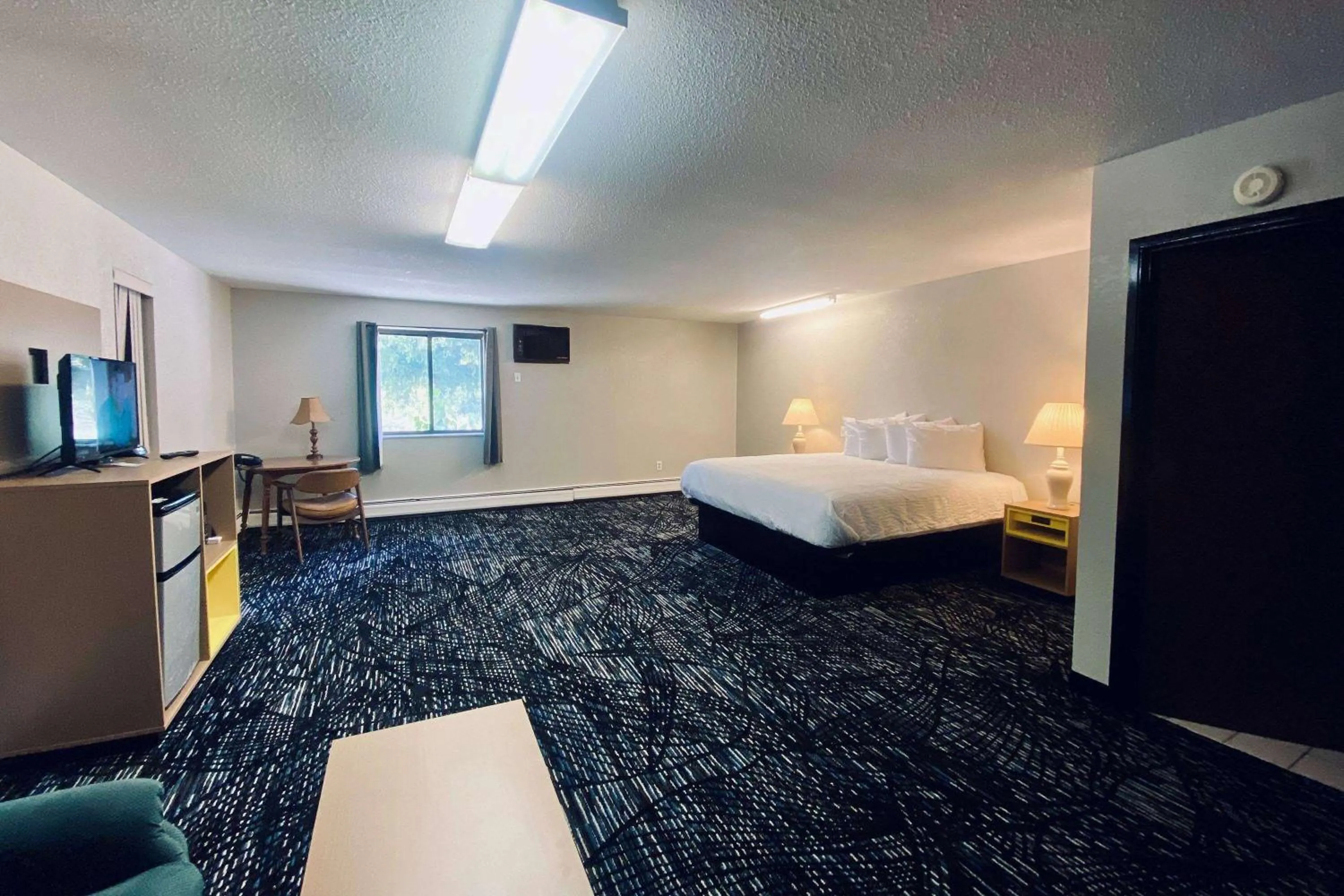 Photo of the whole room, Bed in Days Inn by Wyndham Bad Axe