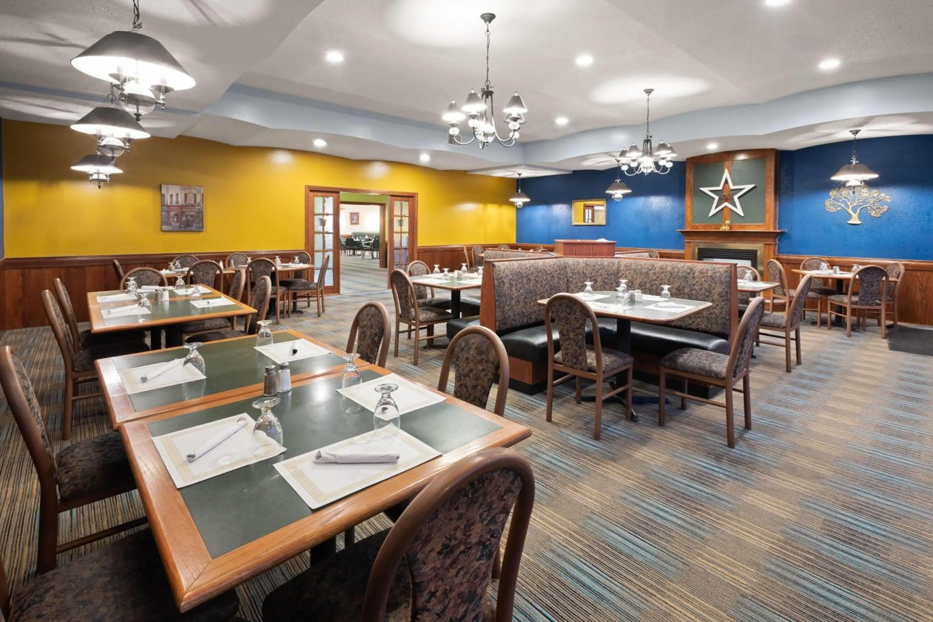 Restaurant/places to eat in Days Inn by Wyndham Bad Axe