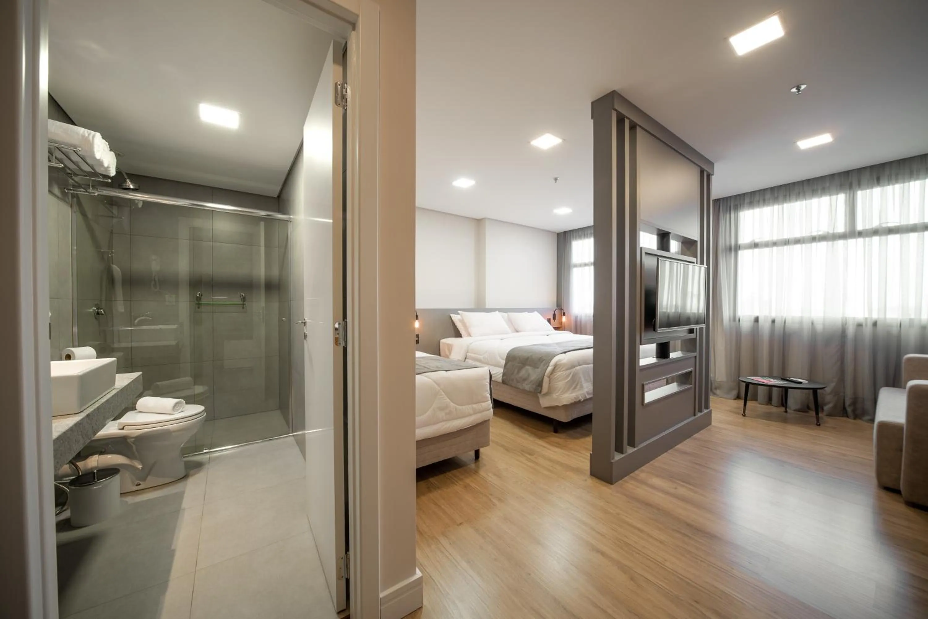 Bedroom, Bed in Hotel Laghetto Estação