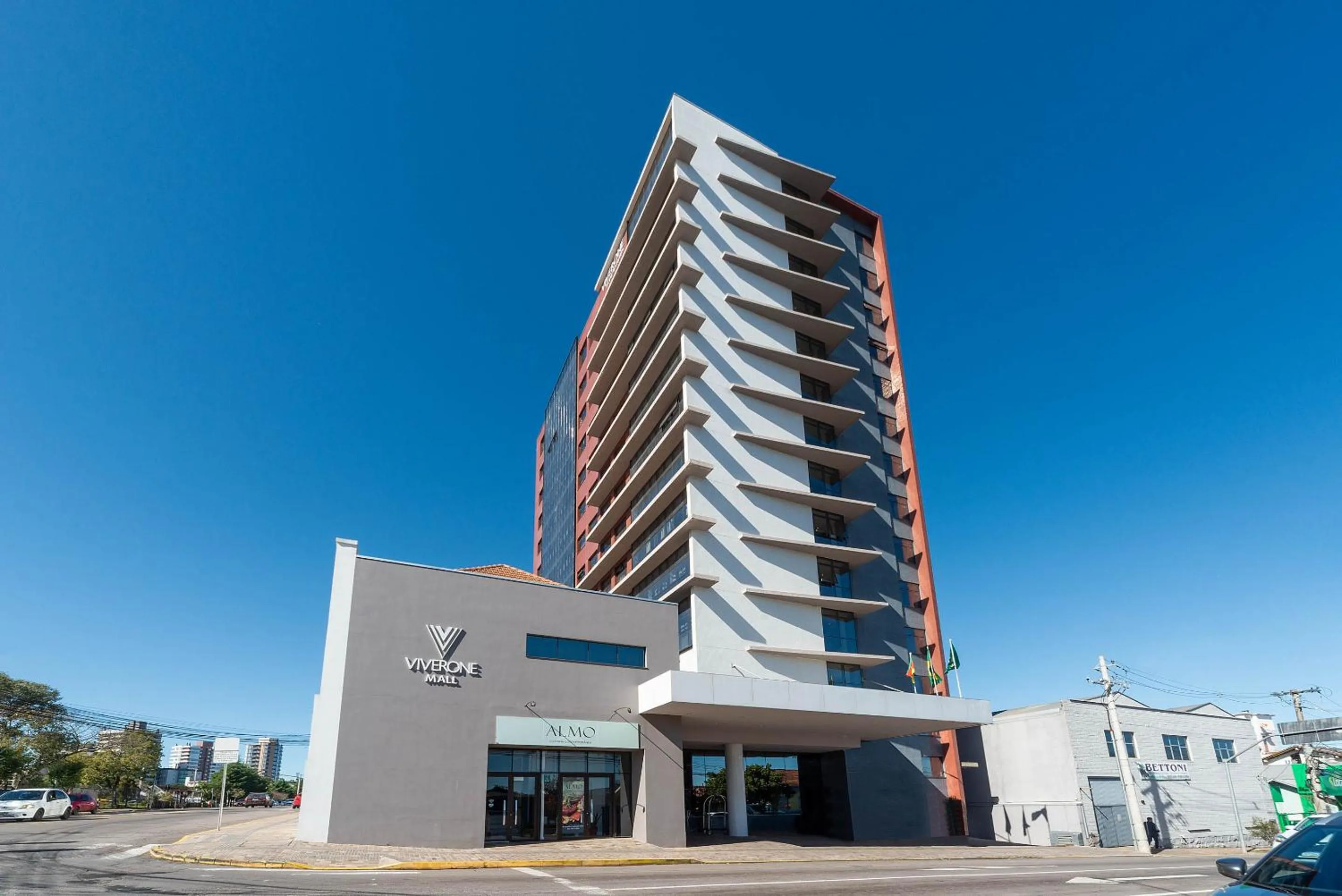 Property building in Hotel Laghetto Estação