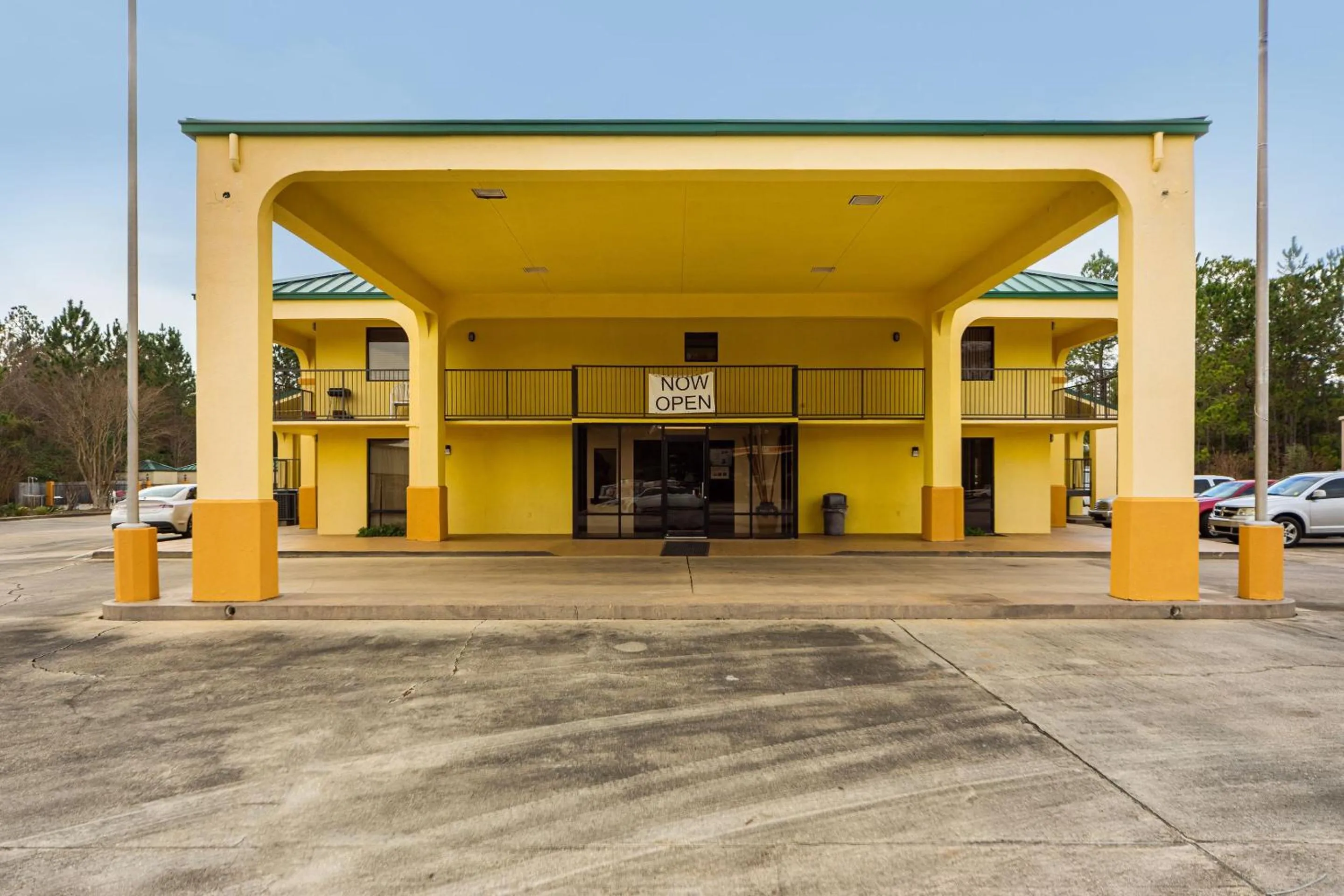 Facade/entrance in Days Inn by Wyndham Atmore