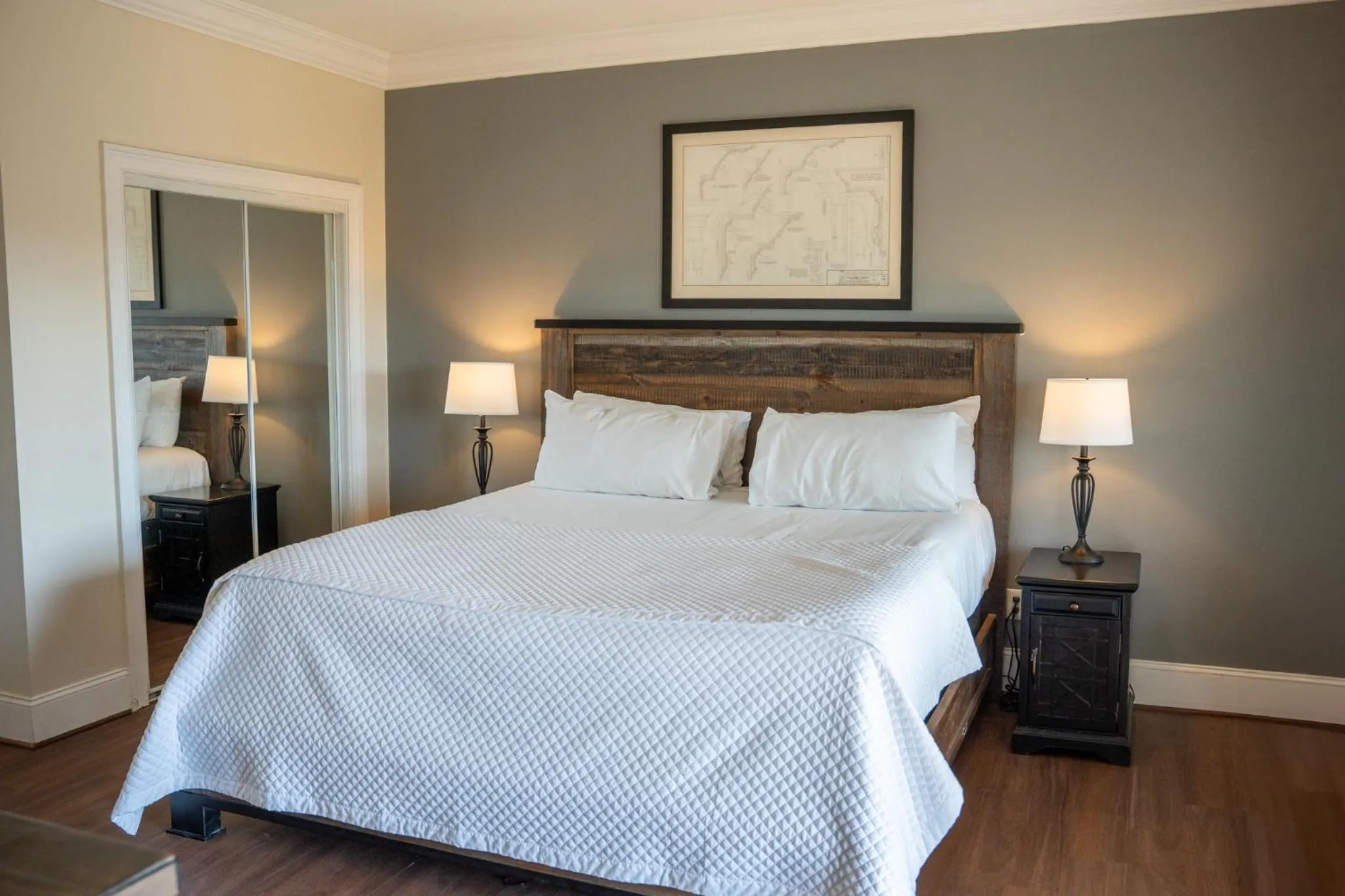 Bed in Inn at Crestwood