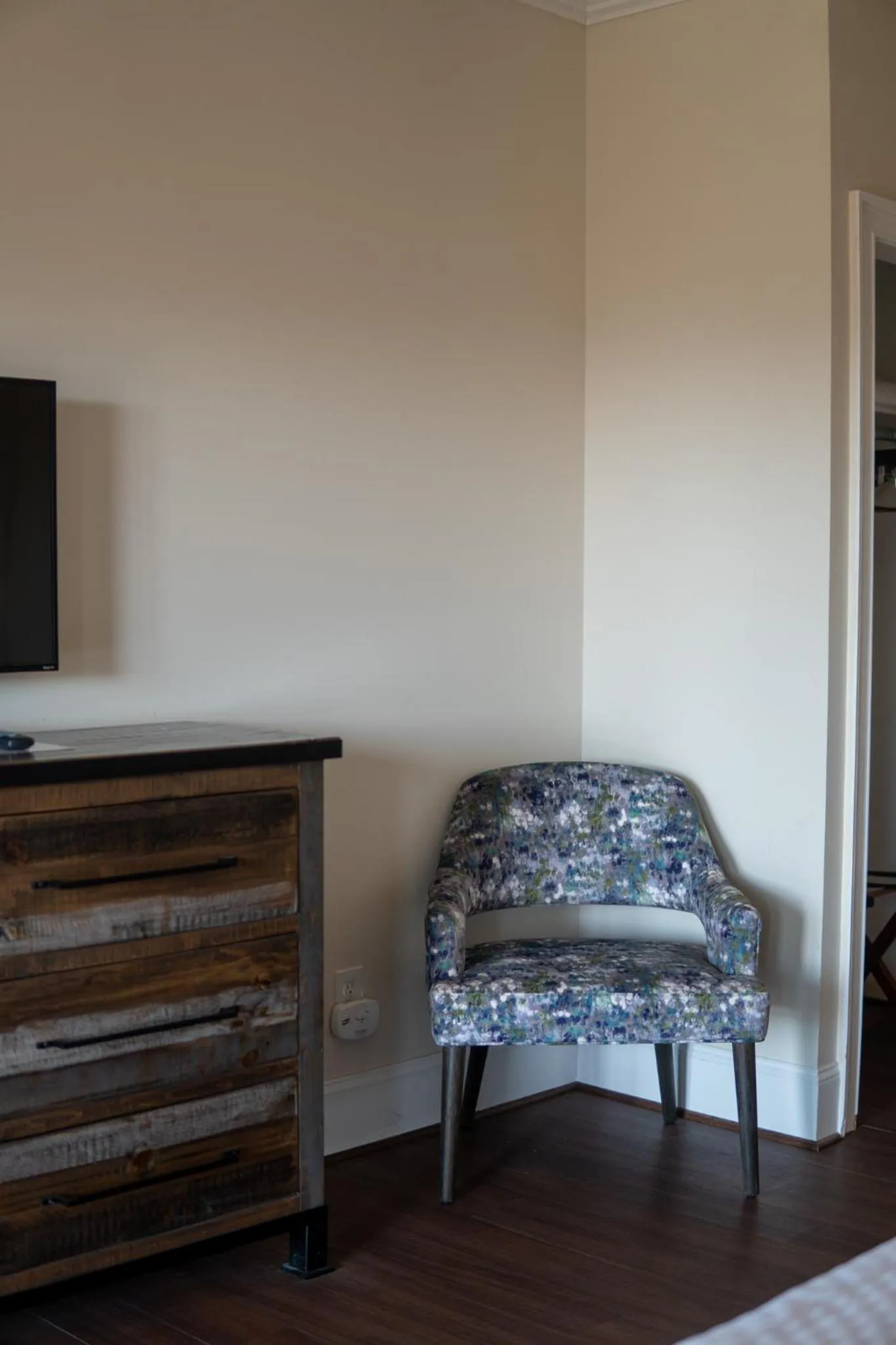 Bed in Inn at Crestwood