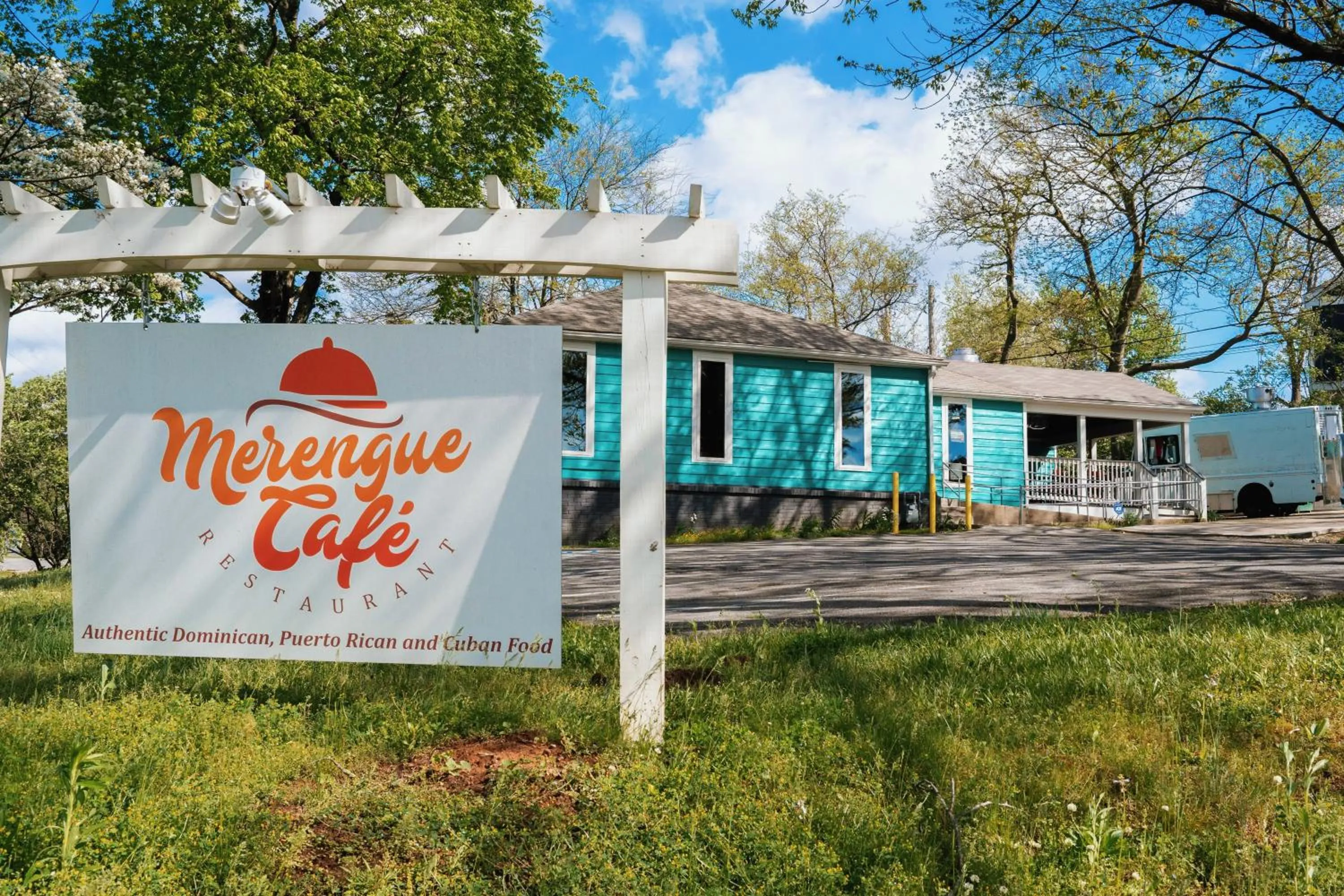 Neighbourhood in The Iris Motel