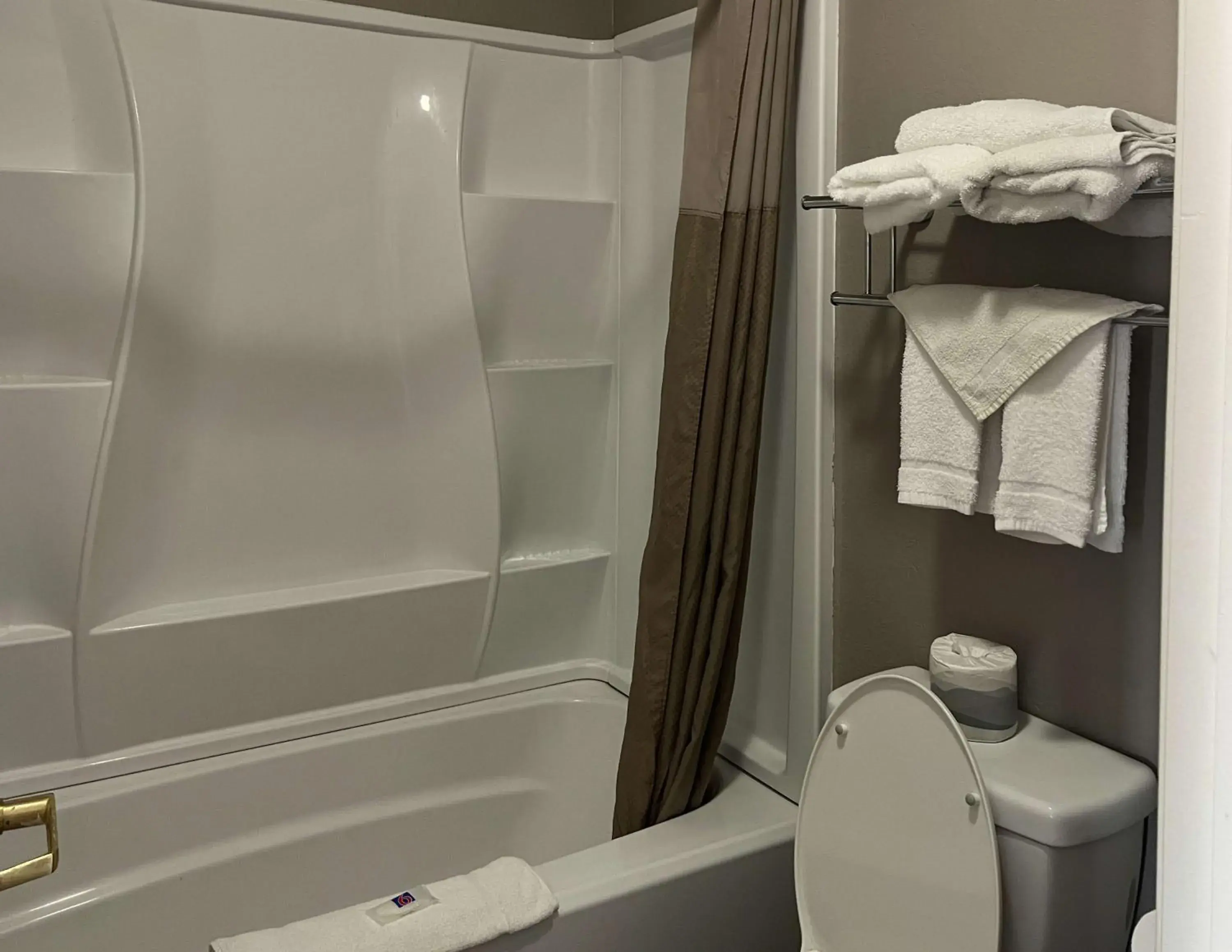 King Room - Smoking in Motel 6 Seguin TX King Room - Smoking in Motel 6 Seguin TX