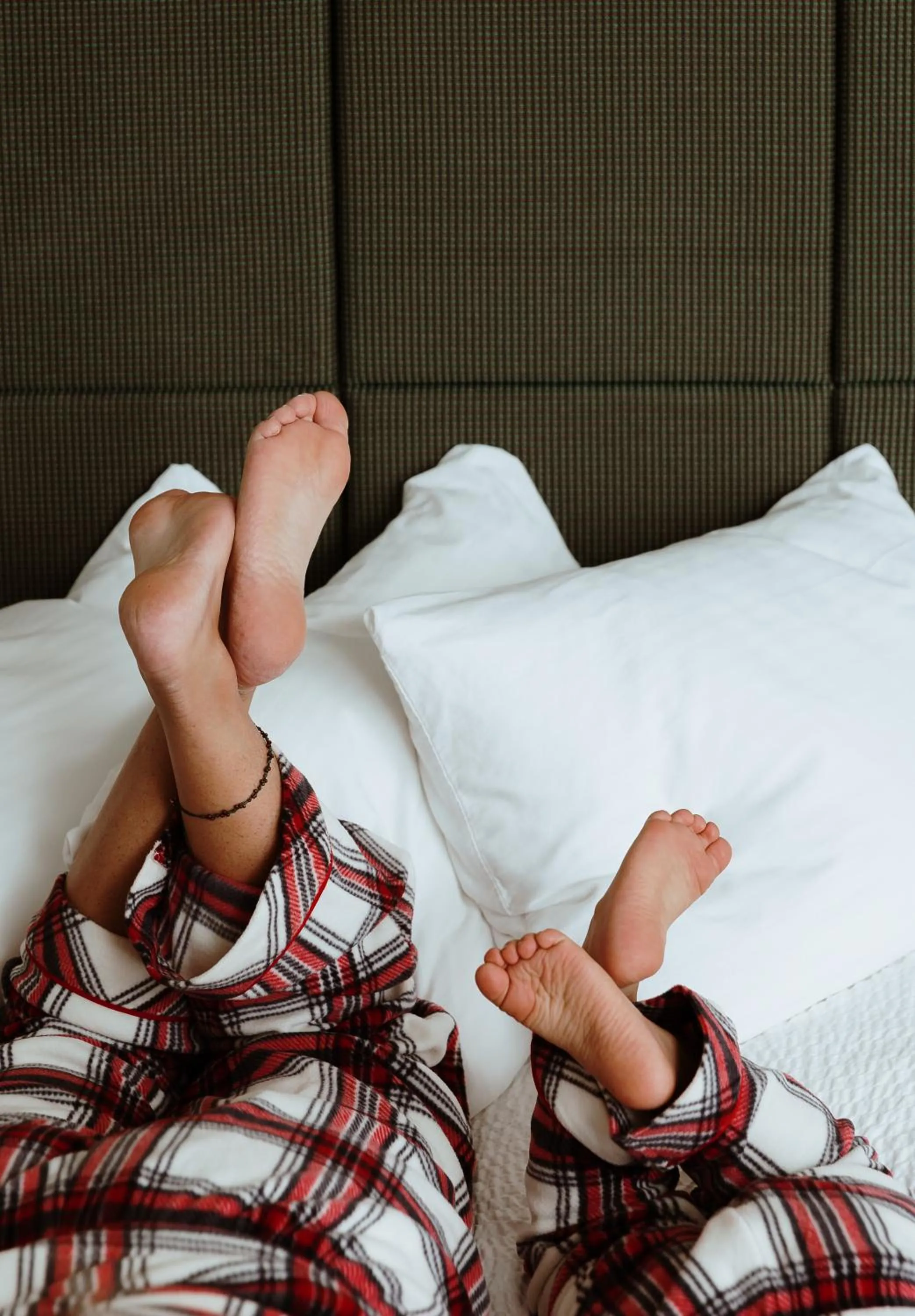 People, Bed in Taos Valley Lodge