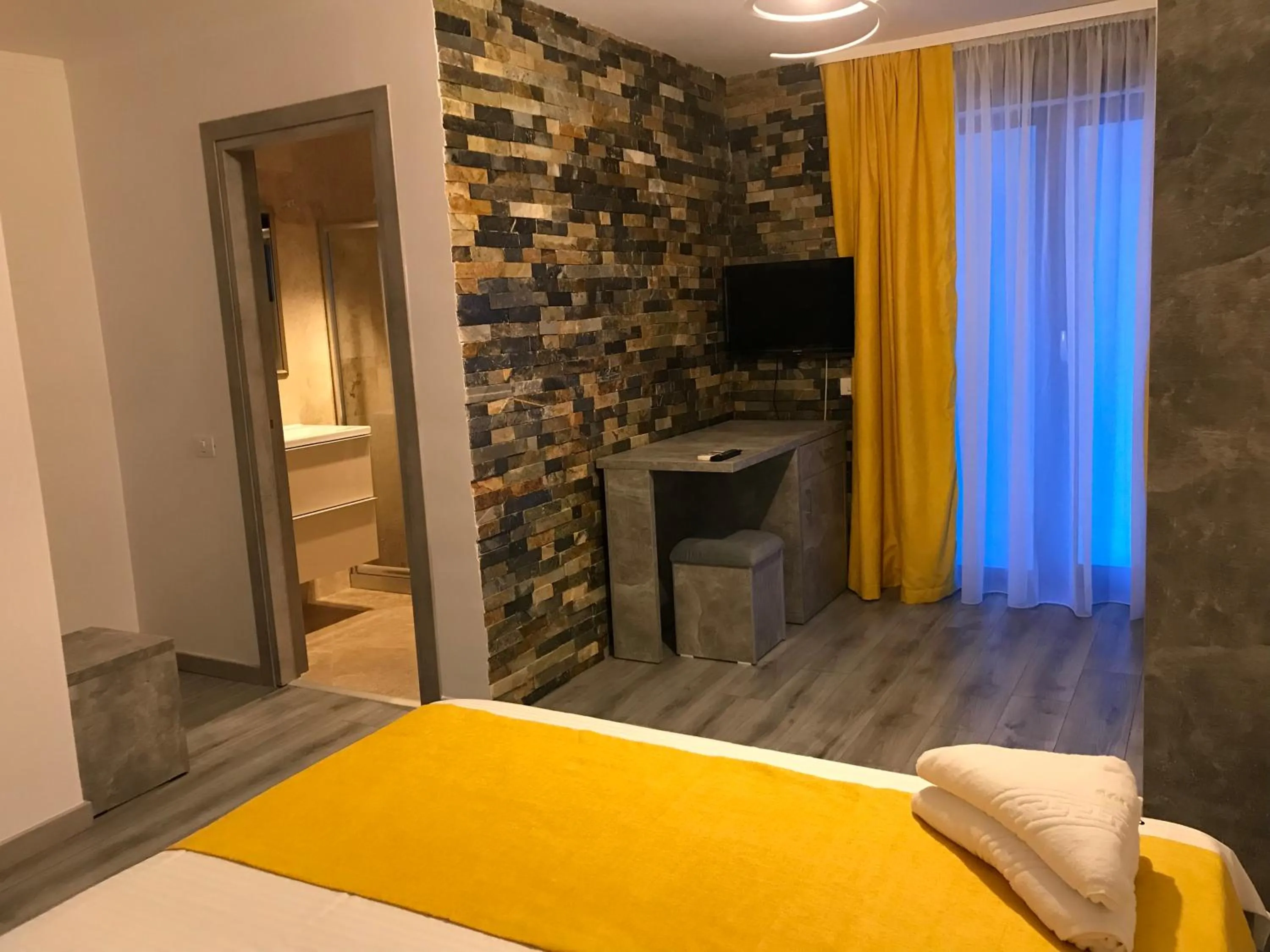 Bed in MAV Boutique Villa