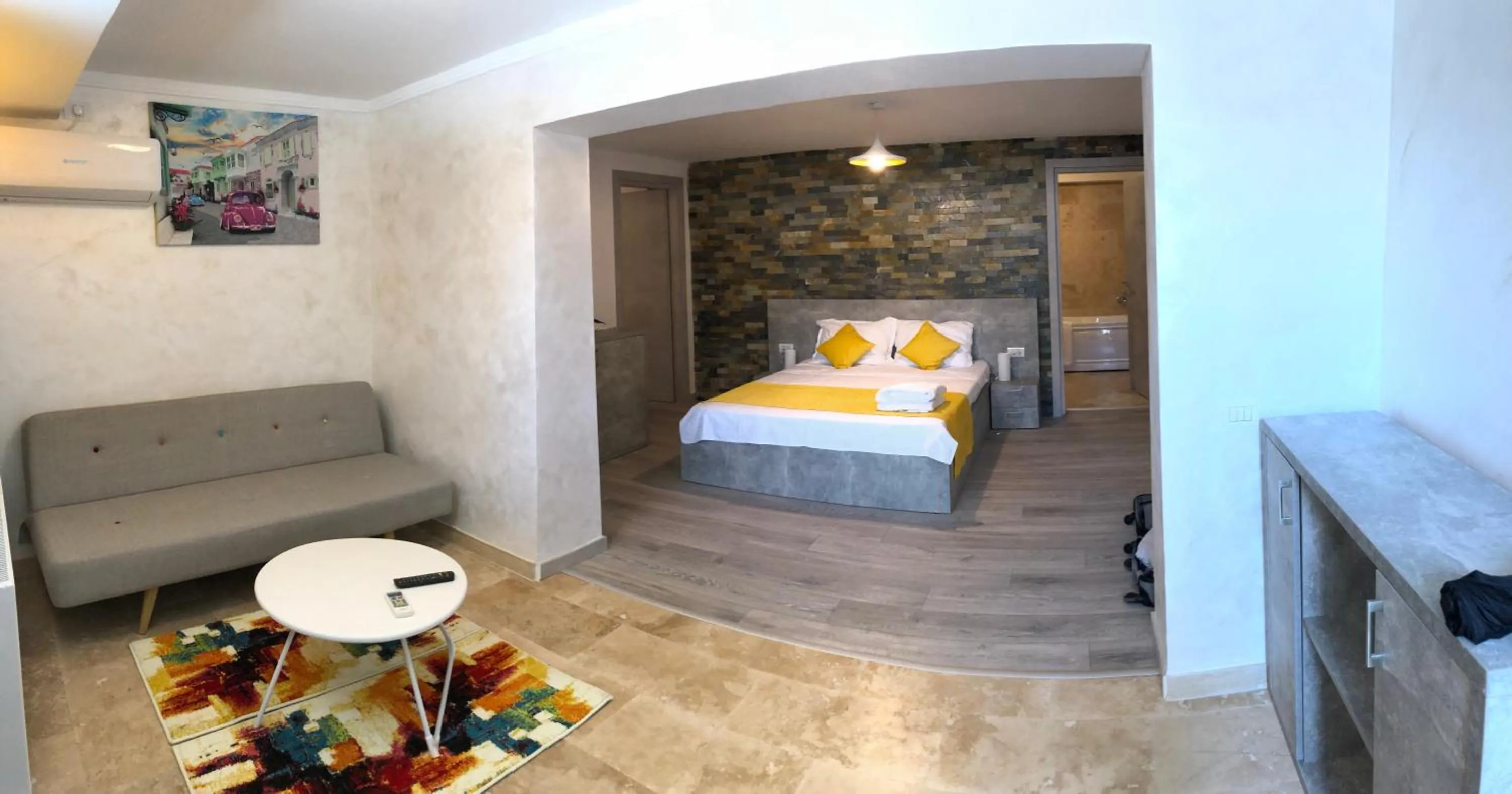 Bed in MAV Boutique Villa