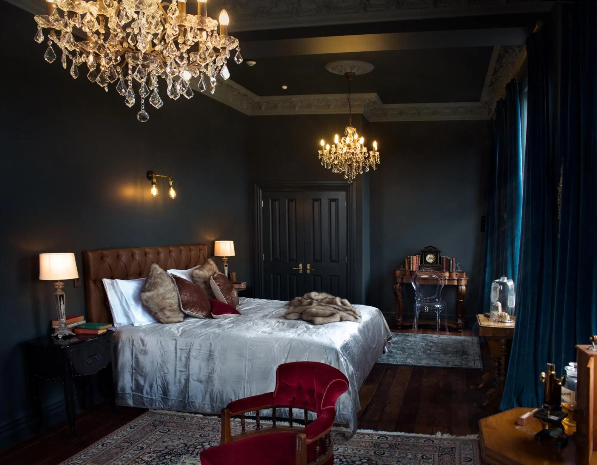 Photo of the whole room, Bed in The Royal Hotel Featherston - Boutique Hotel