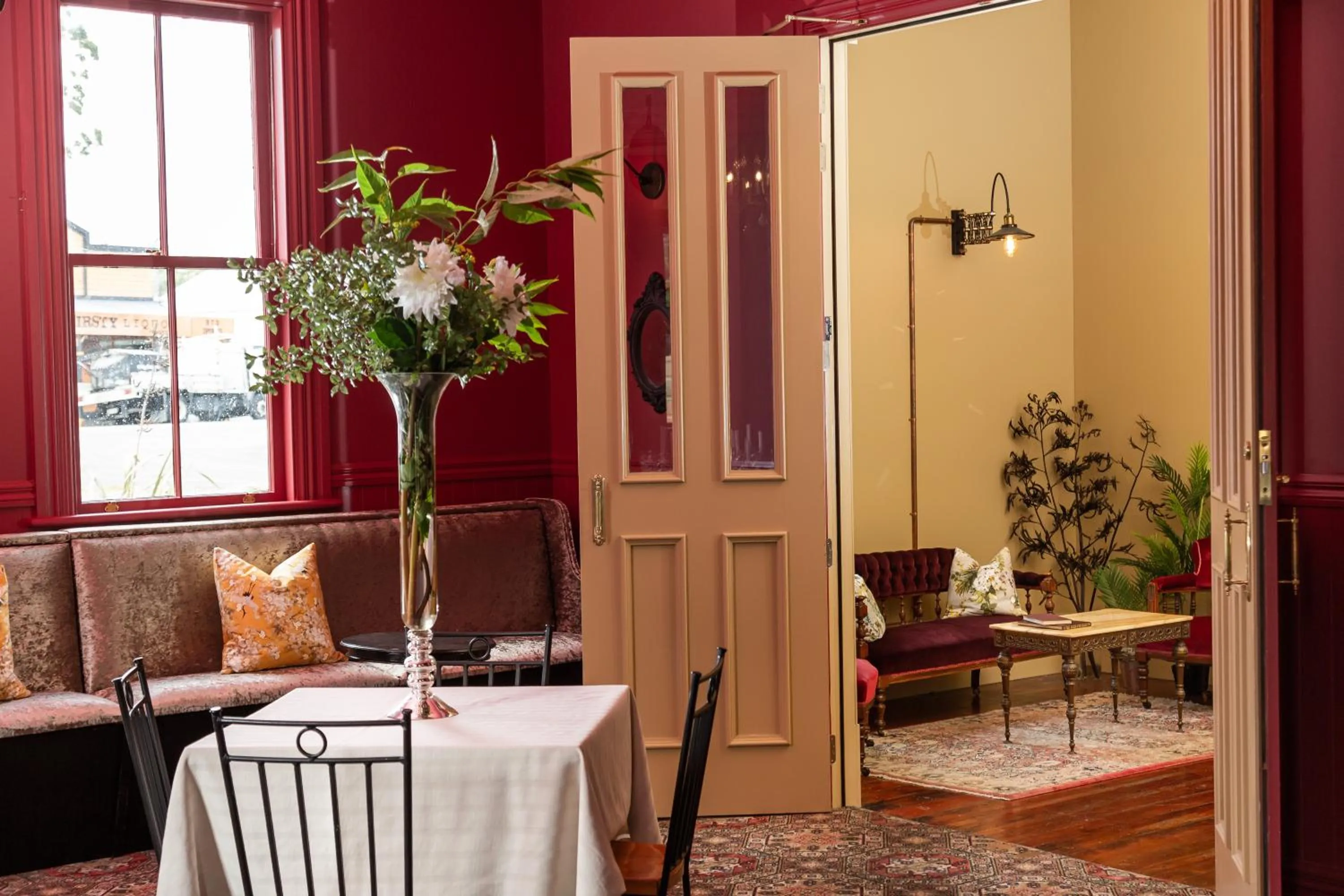 The Royal Hotel Featherston - Boutique Hotel