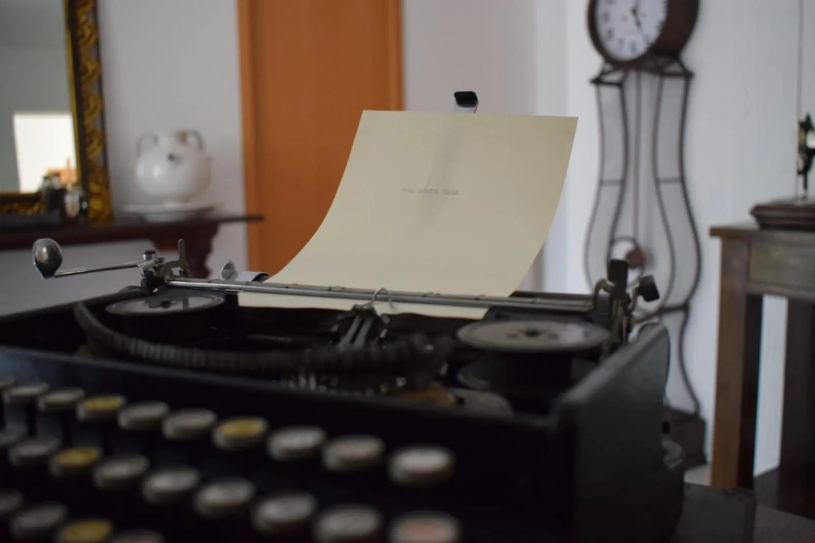 Decorative detail in Domus Olea