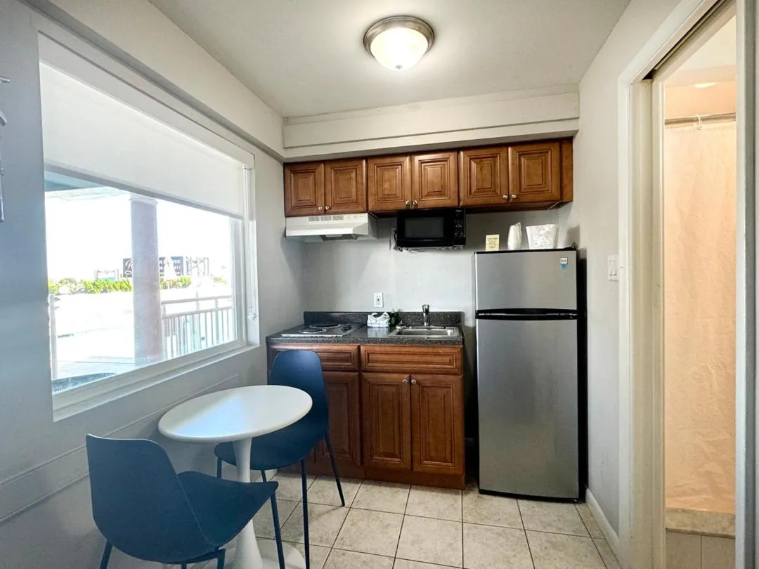 Coliseum Ocean Resort