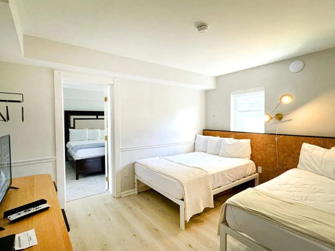 Bed in Coliseum Ocean Resort