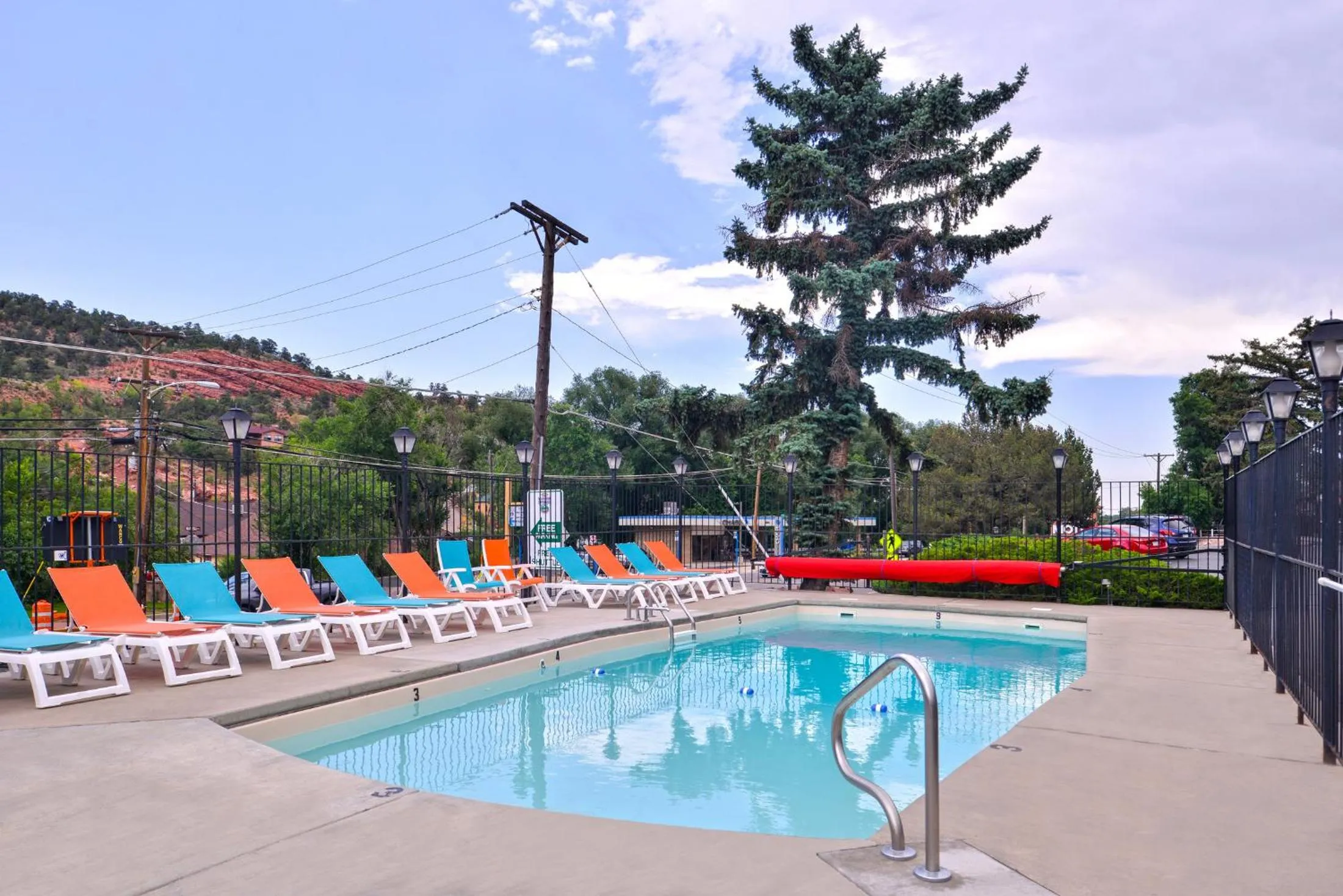 Swimming pool in Villa Motel at Manitou Springs