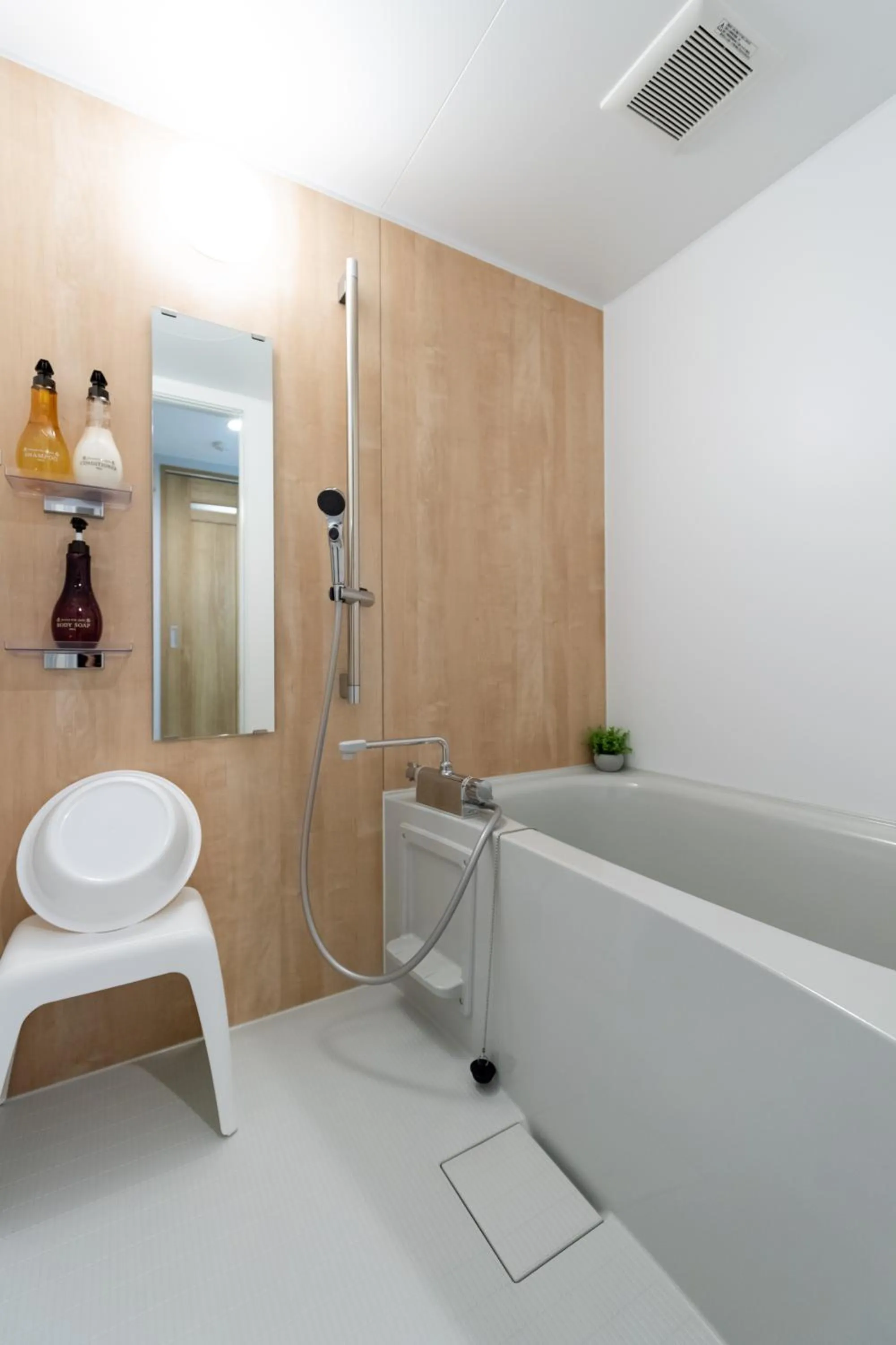 Shower in Little Santa