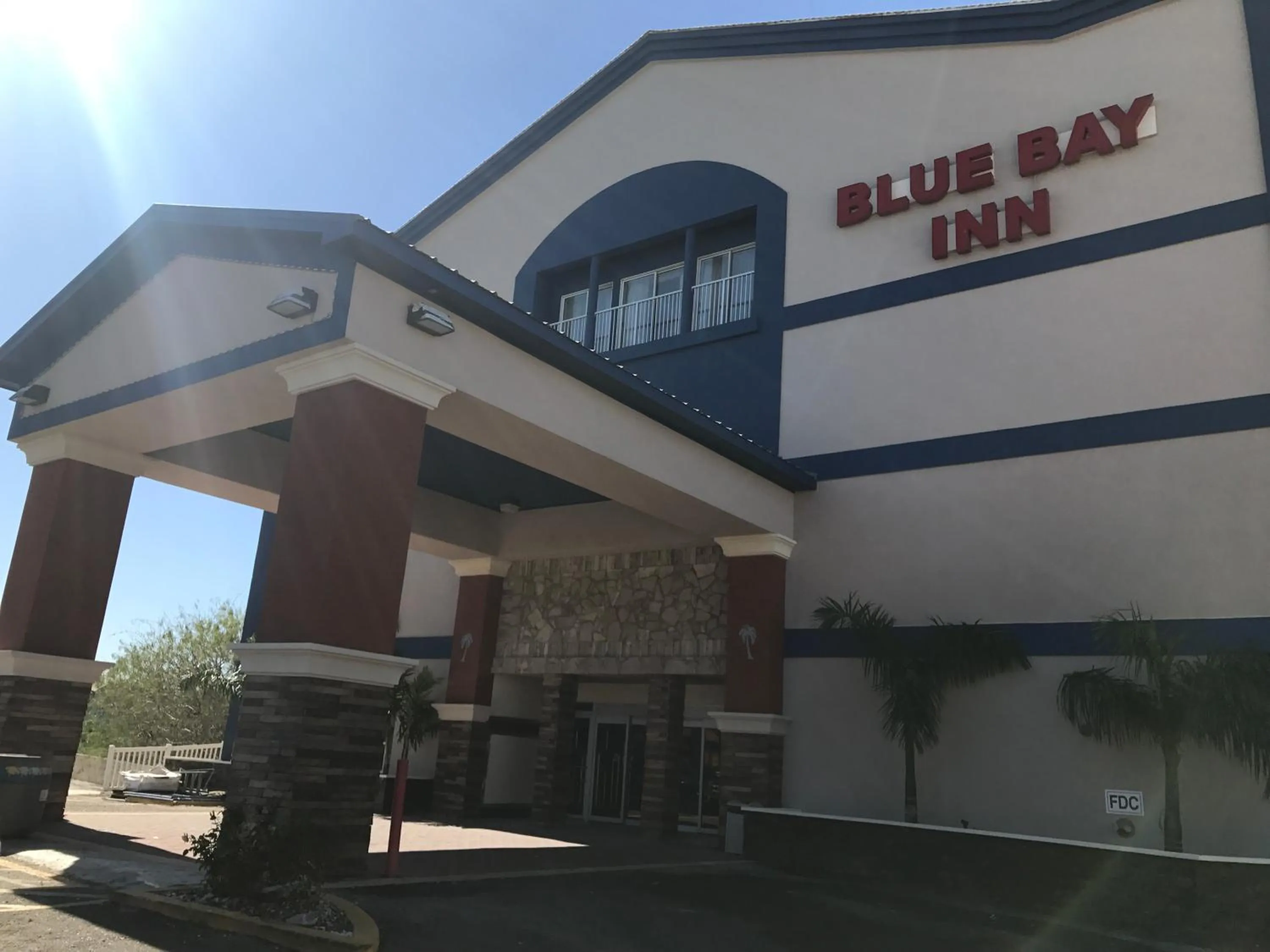 Property building in Blue Bay Inn and Suites