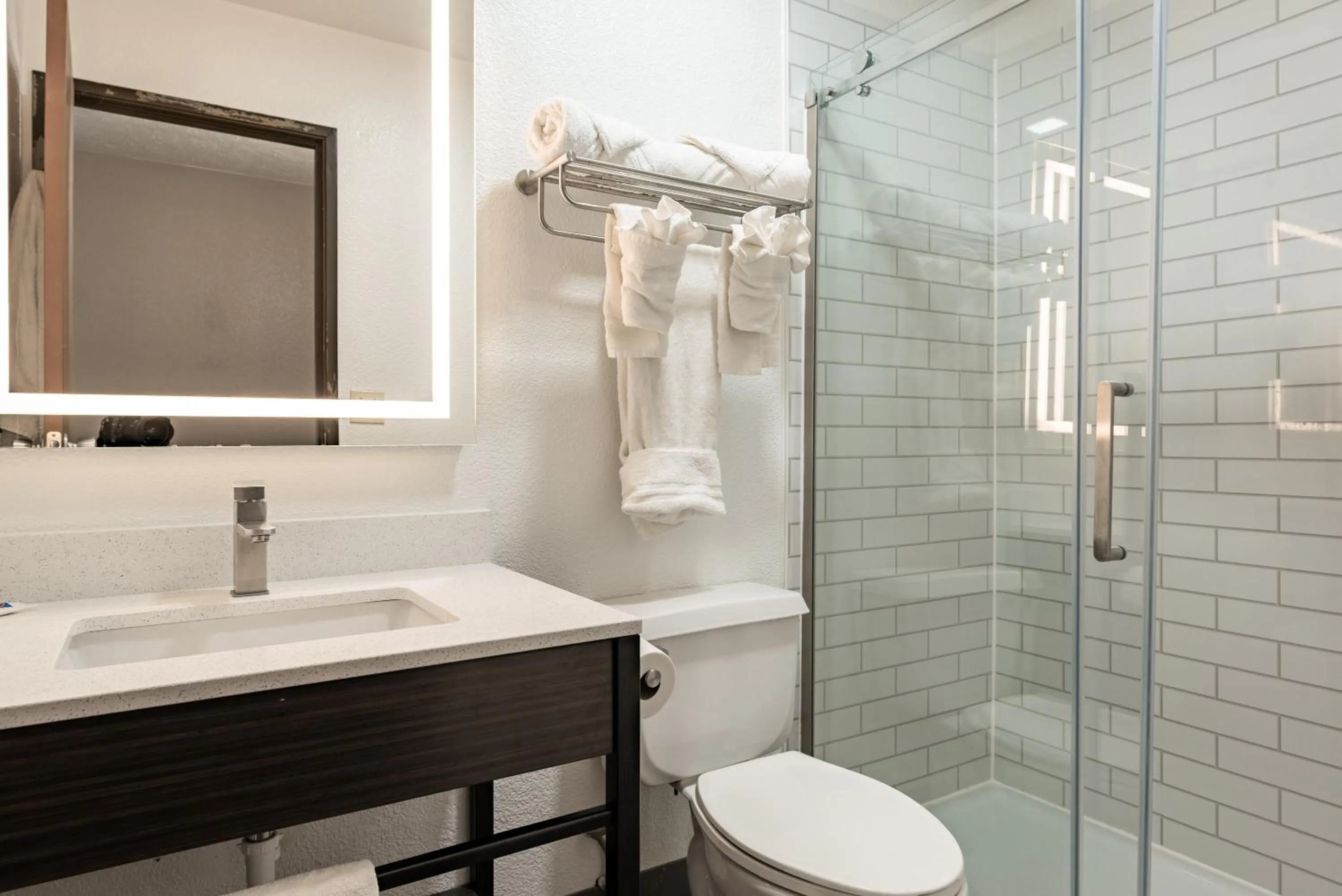 Bathroom in Studio 6 Limon, CO I 70