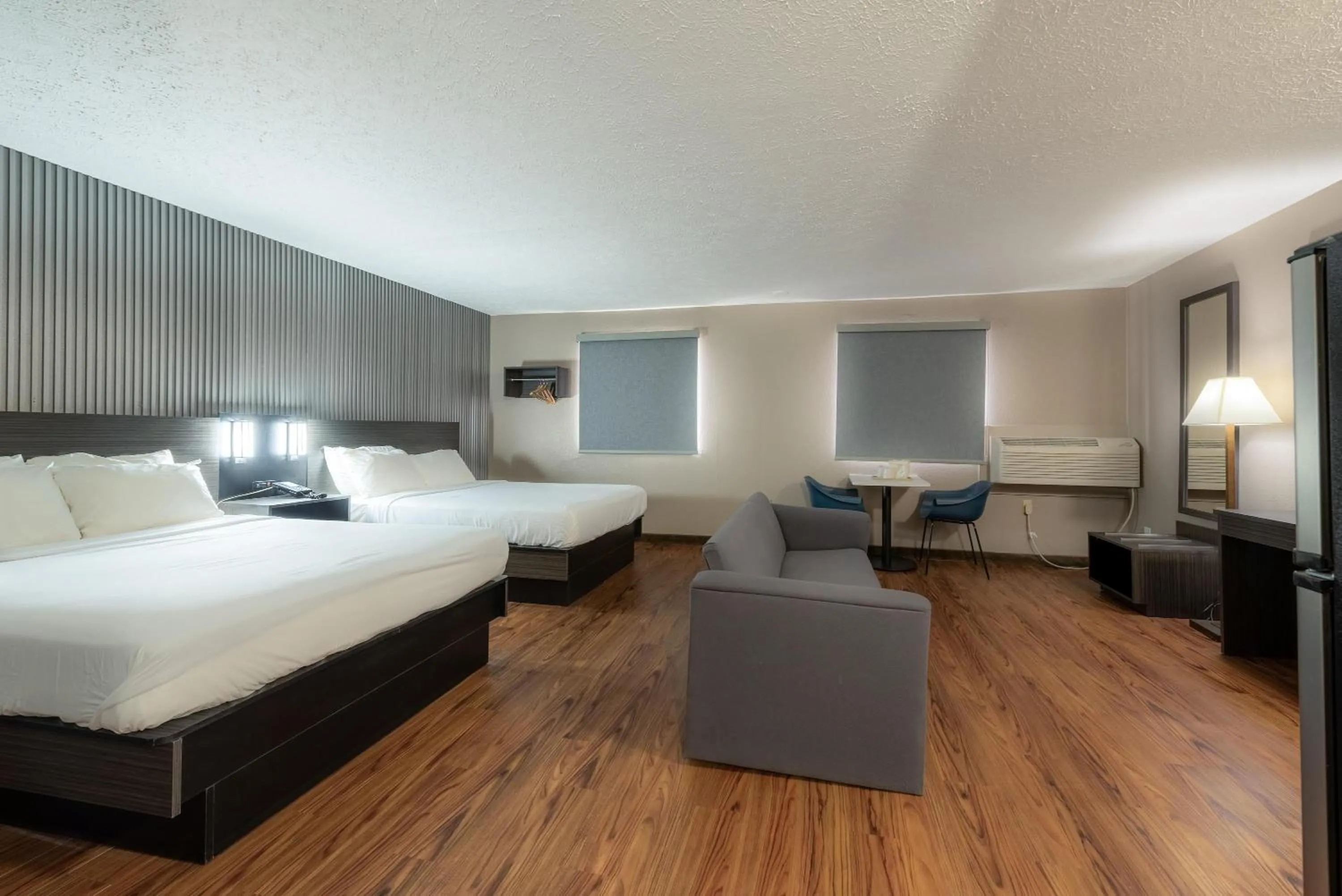 Photo of the whole room, Bed in Studio 6 Limon, CO I 70