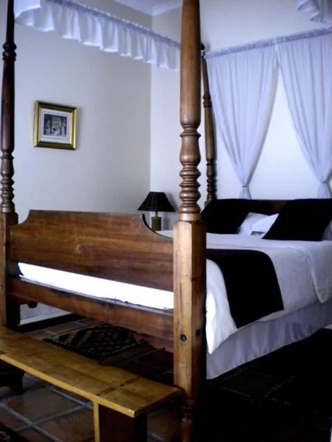 Bed in MAVILLA STELLENBOSCH B&B