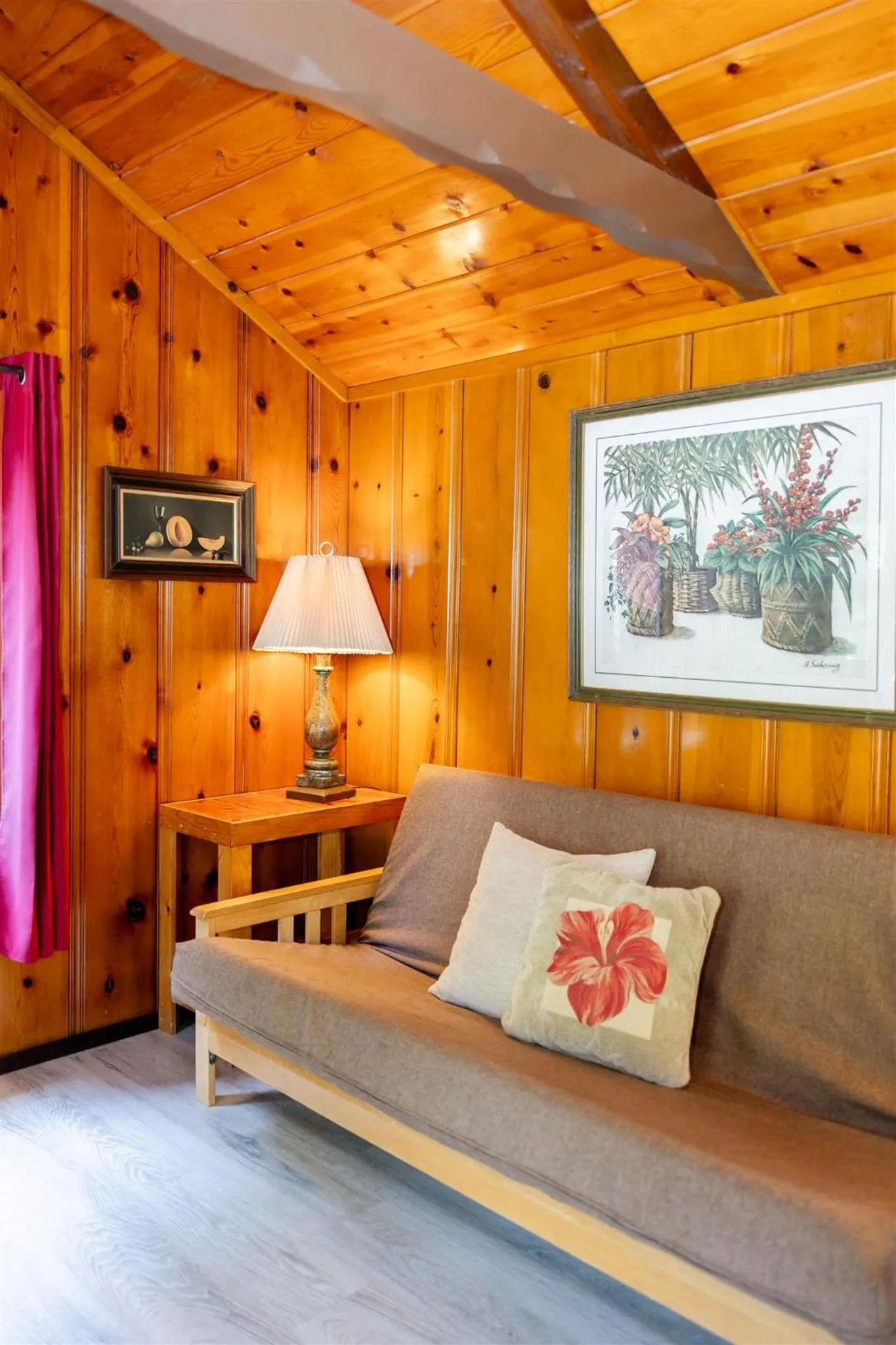 Bed in Fern River Resort