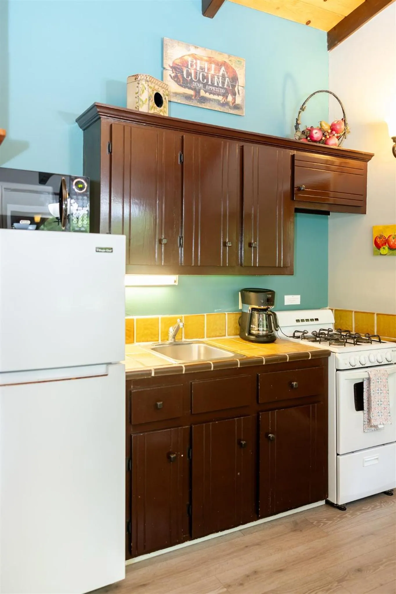 oven in Fern River Resort