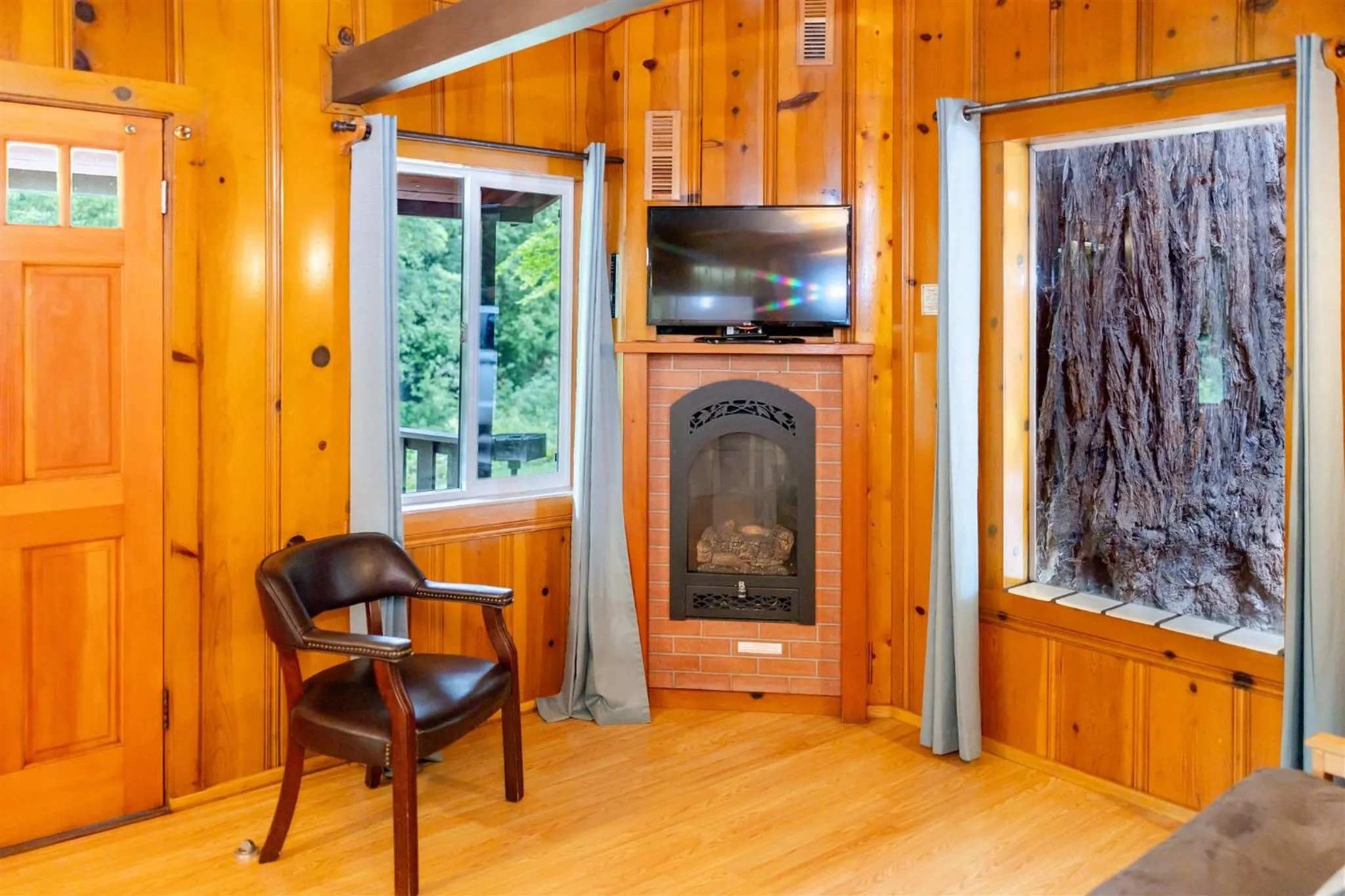 TV and multimedia in Fern River Resort