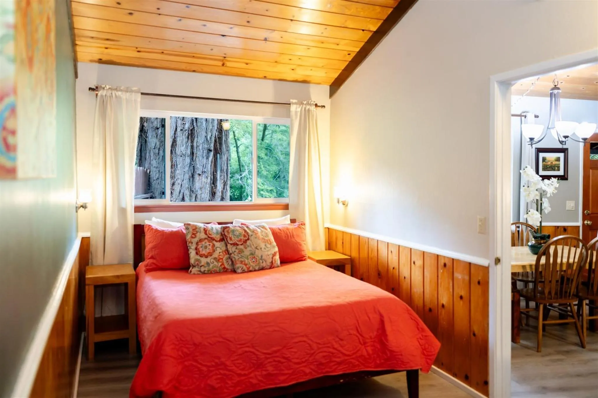 Bed in Fern River Resort