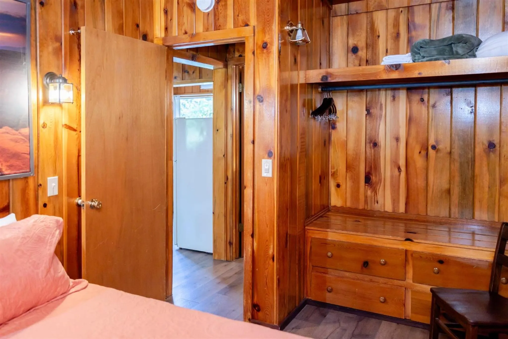 storage, Bed in Fern River Resort