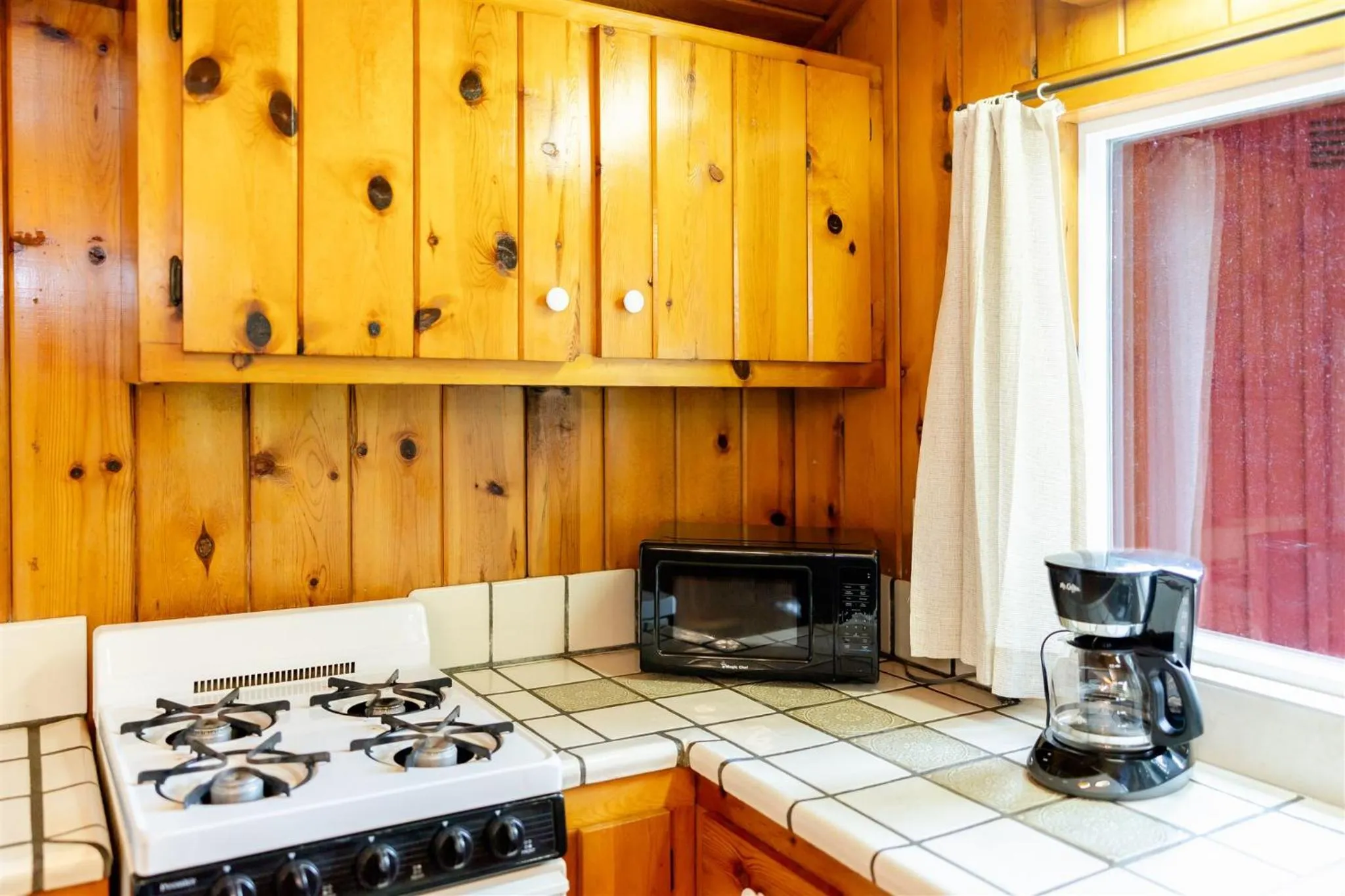 Coffee/tea facilities in Fern River Resort