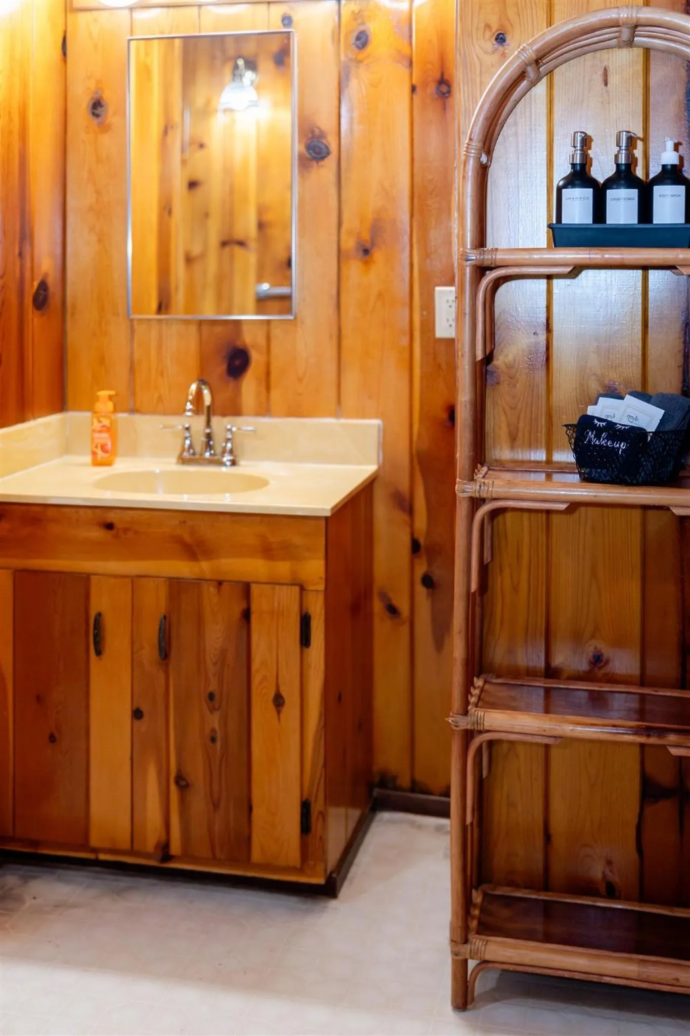 Bathroom in Fern River Resort