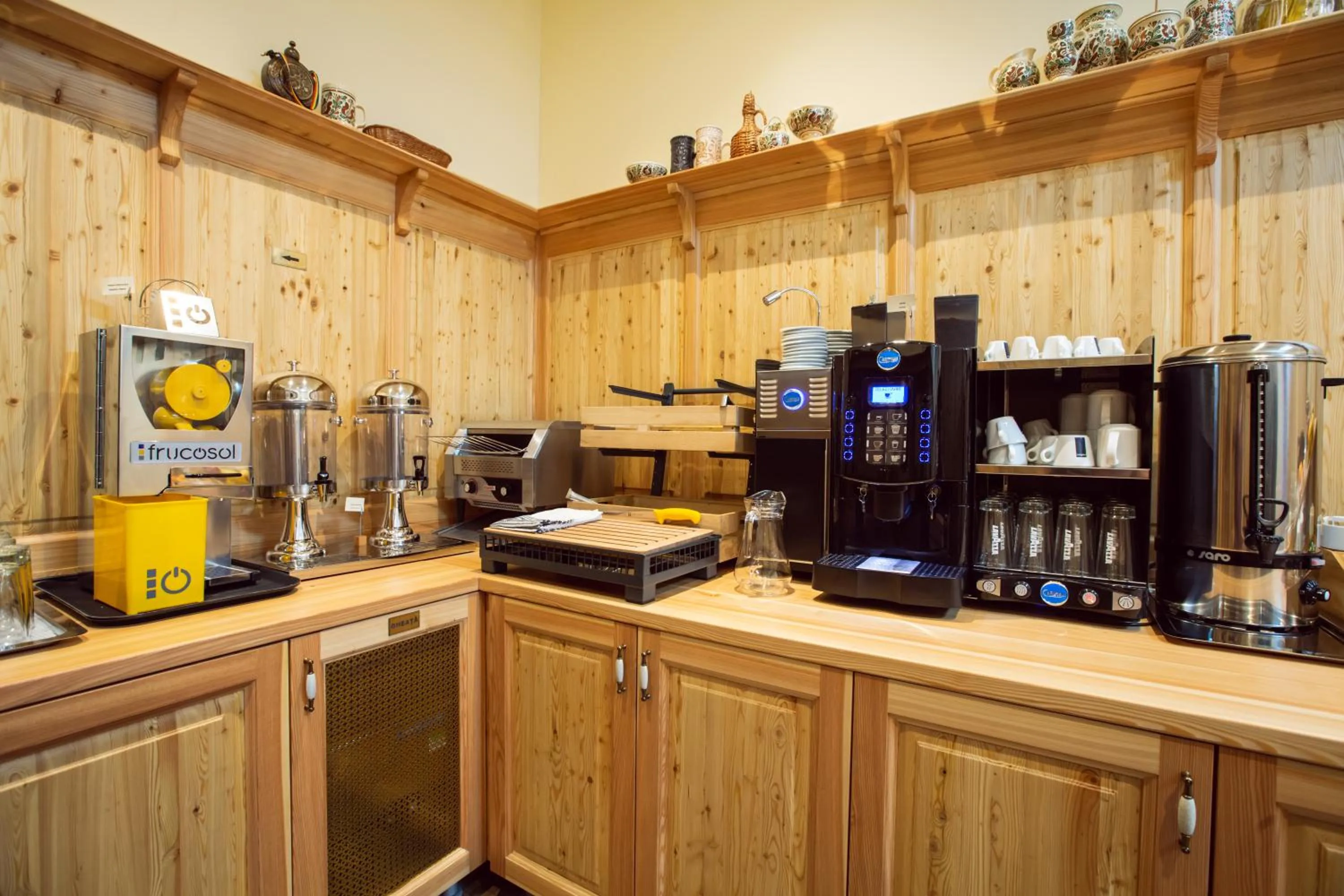Coffee/tea facilities in Pension Kokel
