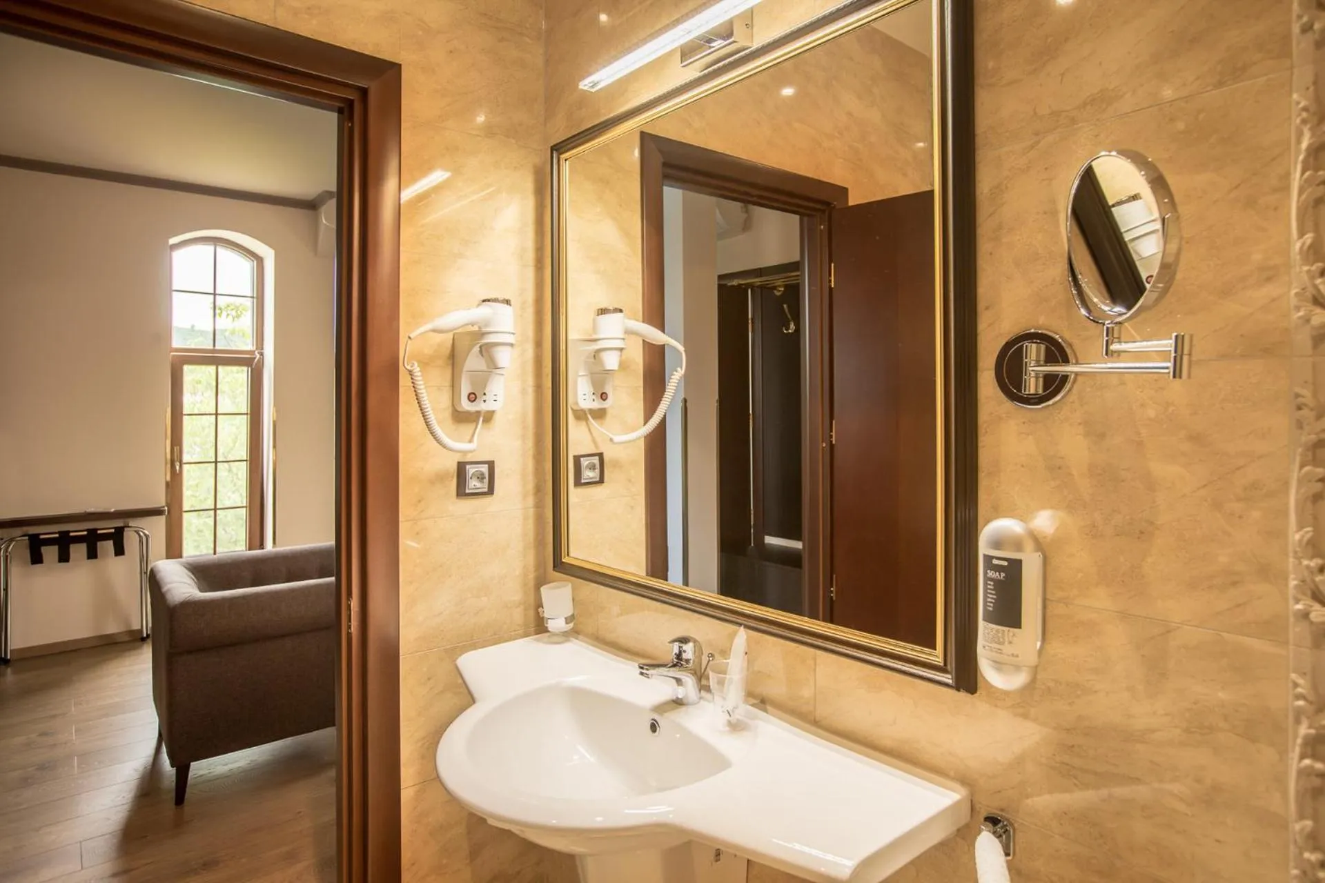 Bathroom in Pension Kokel