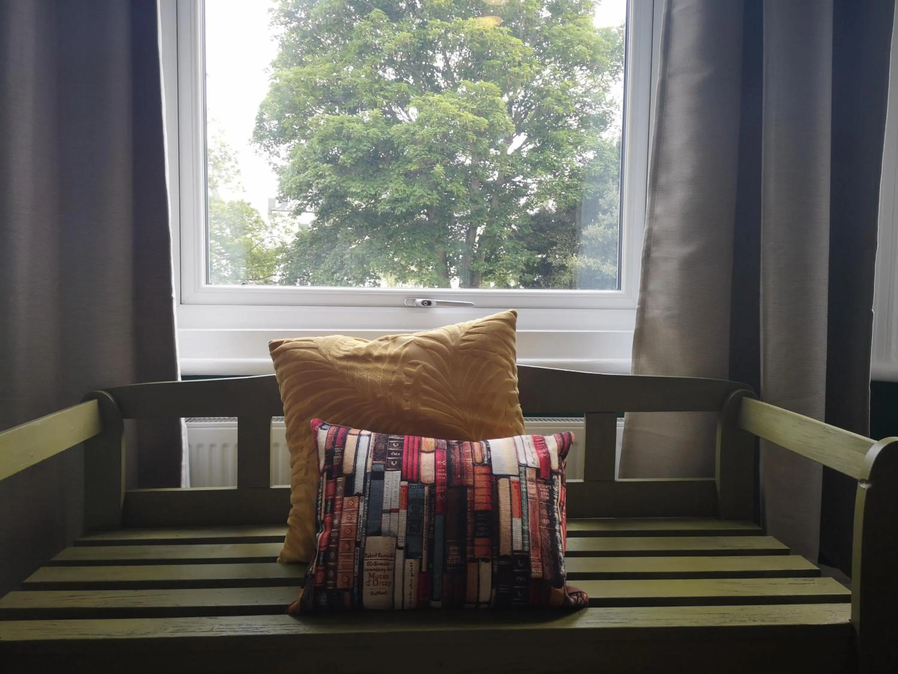 Bedroom in 2 Bedroom Apartment at Kent Escapes Short Lets & Serviced Accommodation Kent, Bouverie Escape Folkestone with Wifi