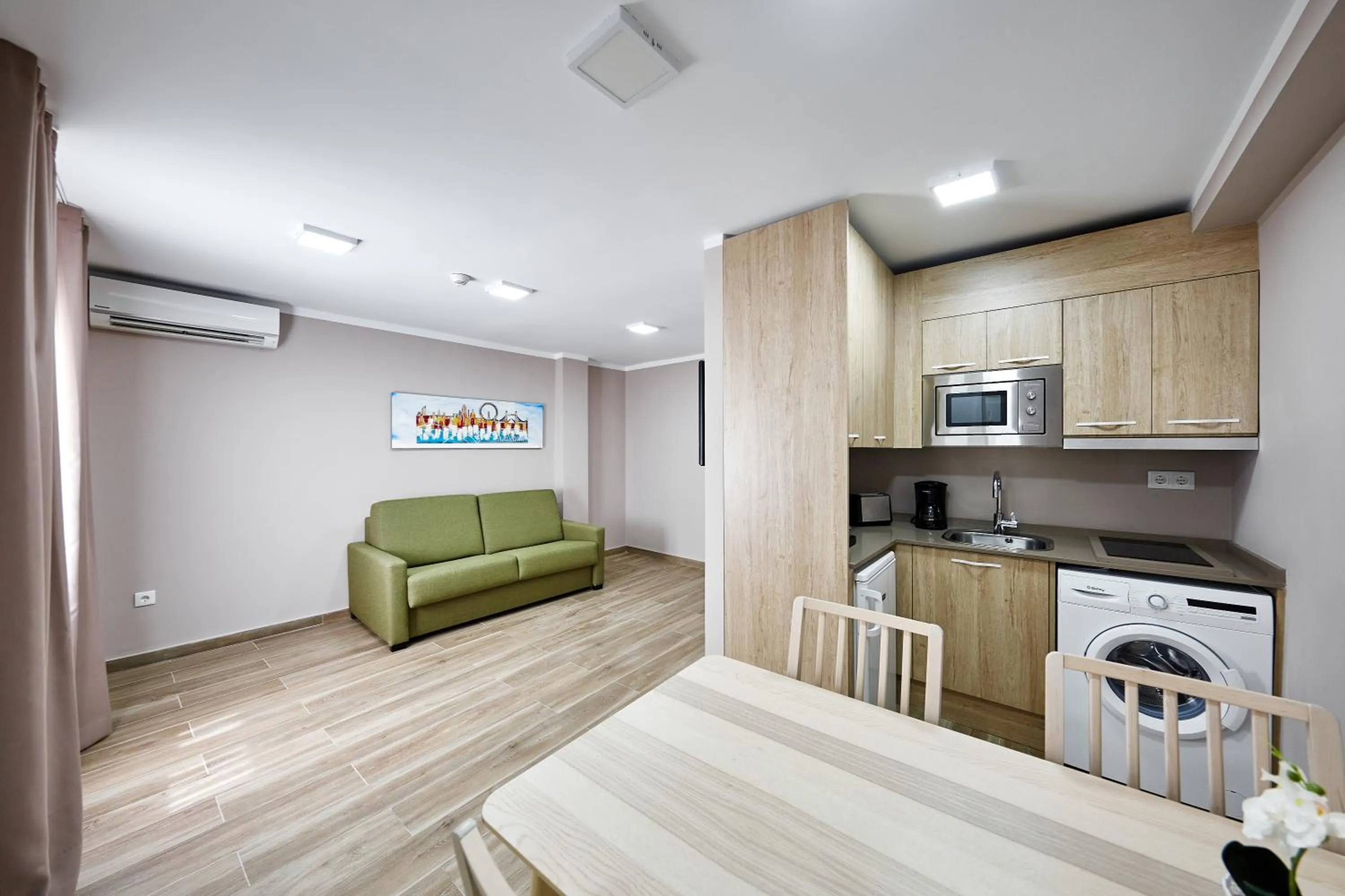 Kitchen or kitchenette in GBH Hotel-Apartamentos Caballito de Mar