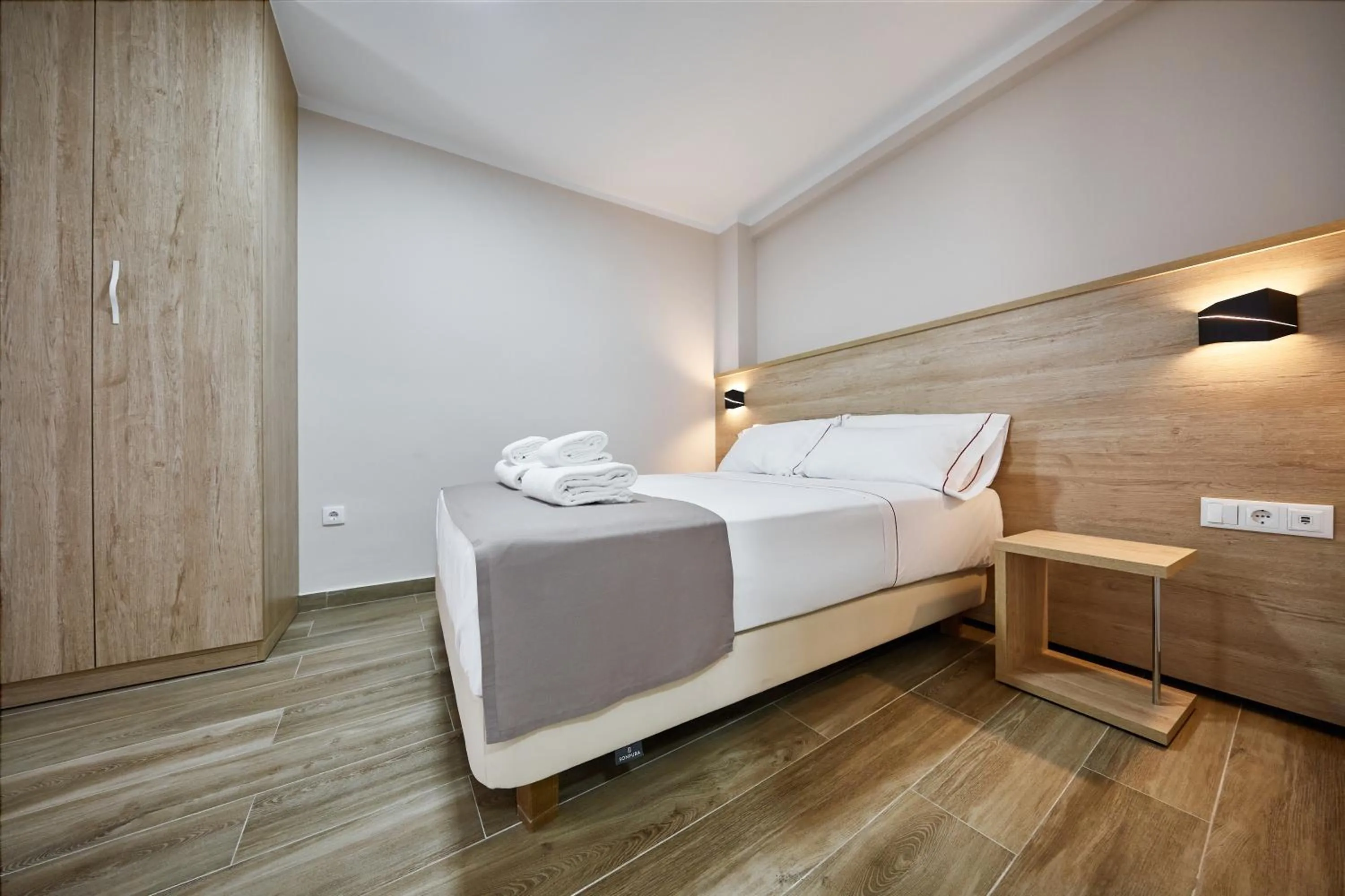 Bed in GBH Hotel-Apartamentos Caballito de Mar