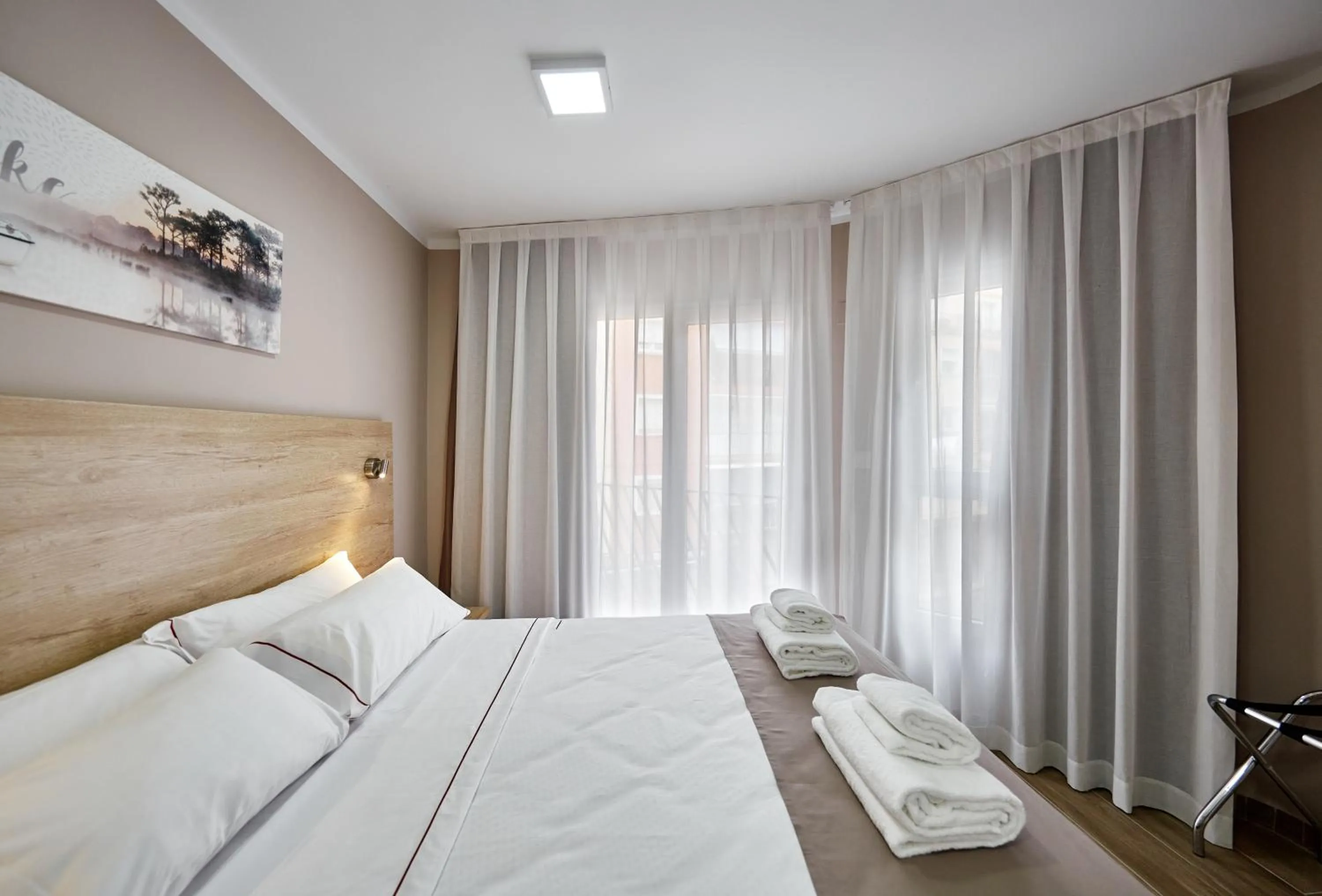 Bed in GBH Hotel-Apartamentos Caballito de Mar