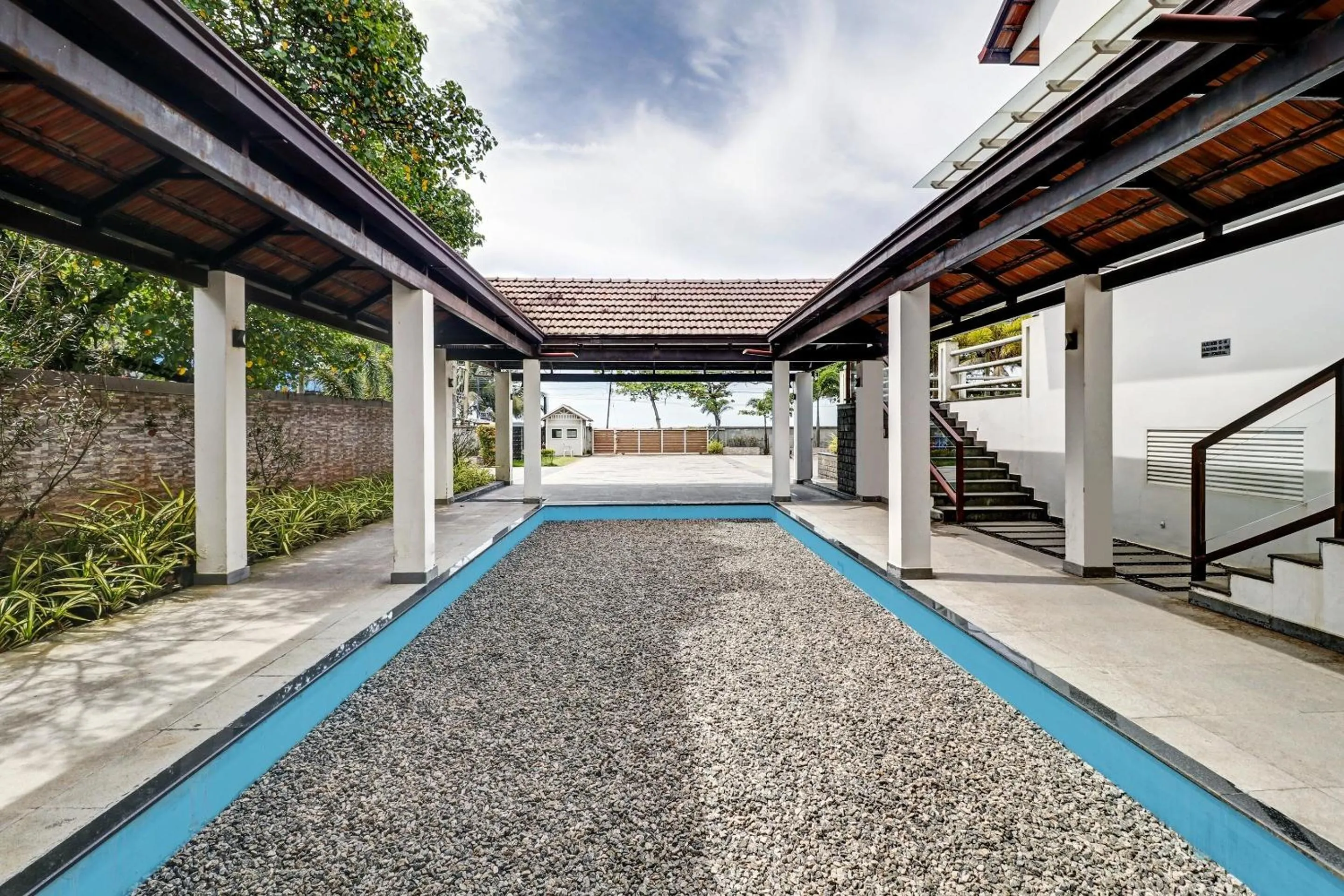 Lobby or reception in Super OAK Edassery's Sealine Villa Stay