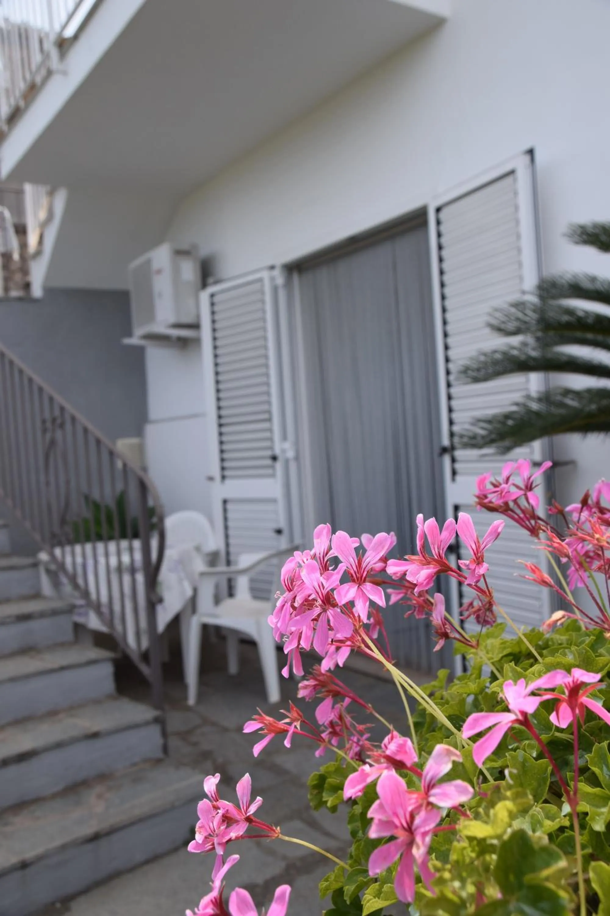 Facade/entrance in Oasi di Villa Damecuta