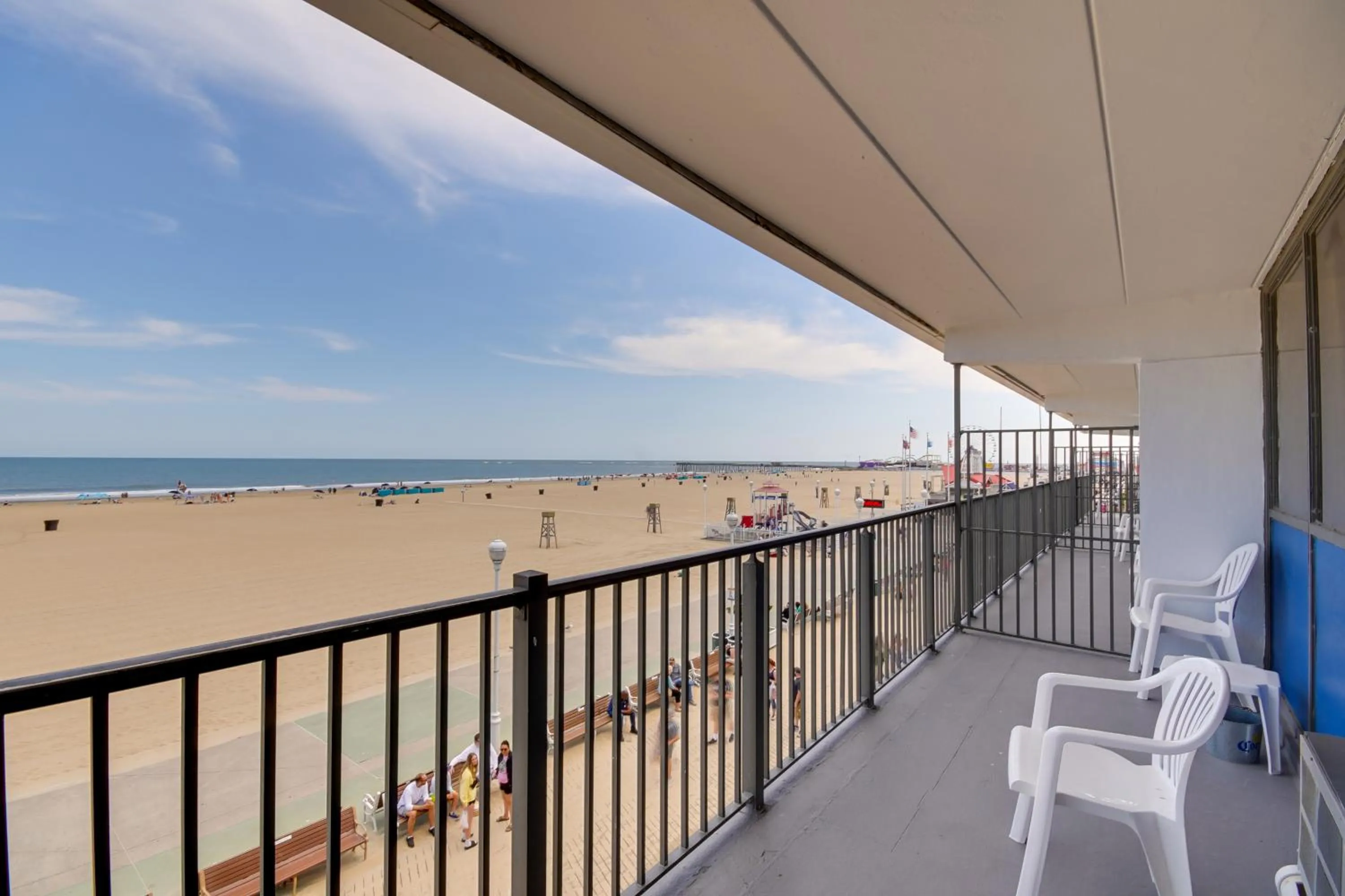 Balcony/Terrace in Rideau Oceanfront Motel