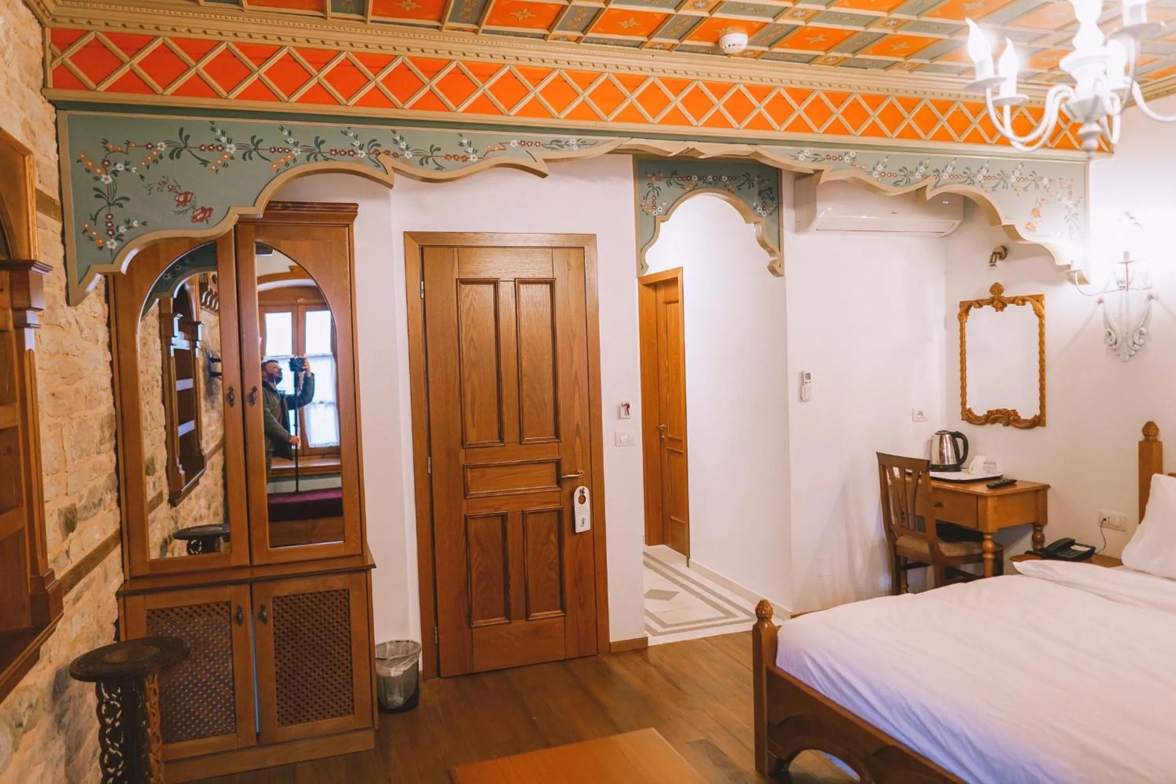 Bed in Argjiro Traditional