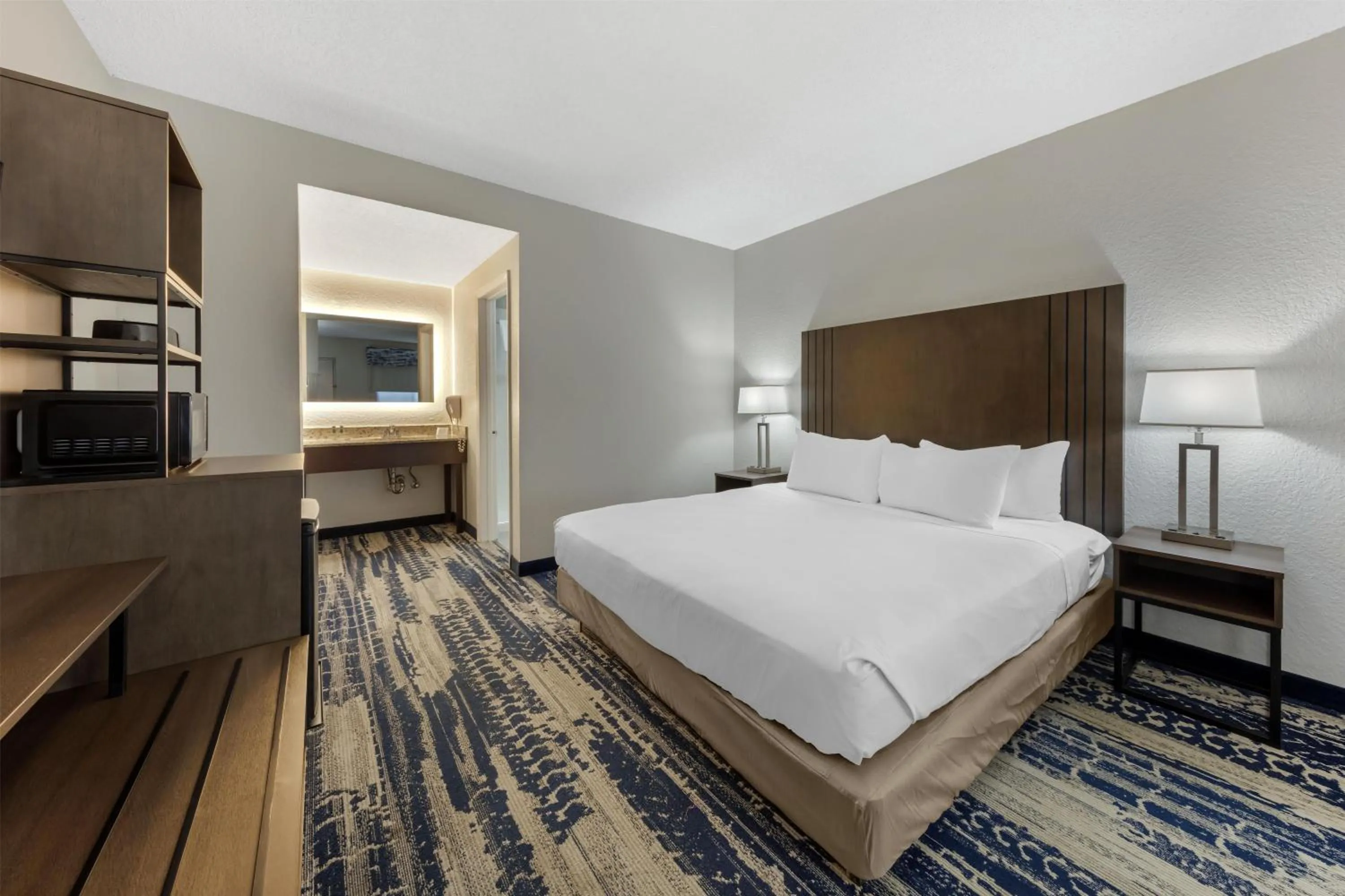 Photo of the whole room, Bed in Best Western of Clewiston