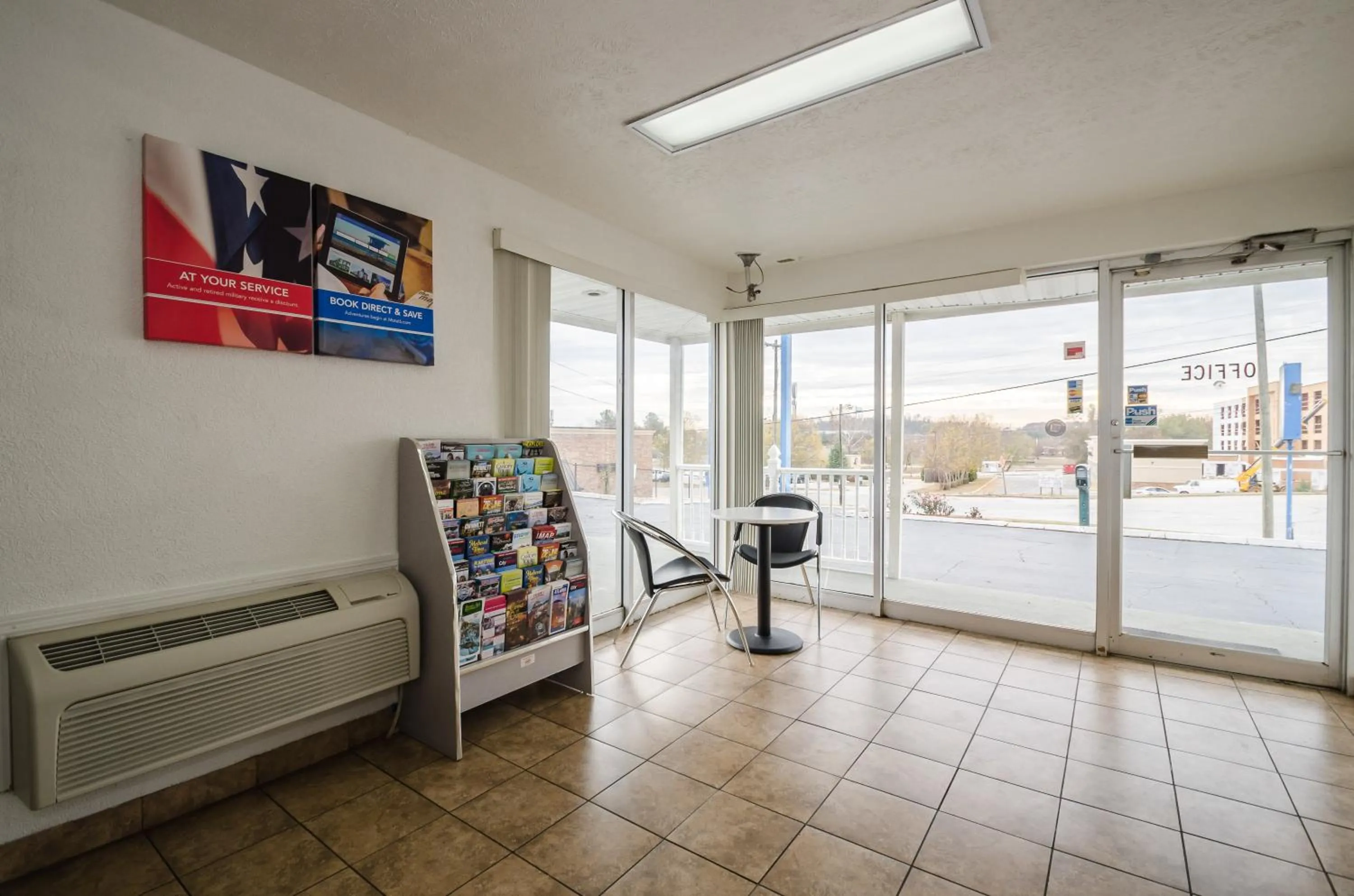 Lobby or reception in Motel 6-Commerce, GA