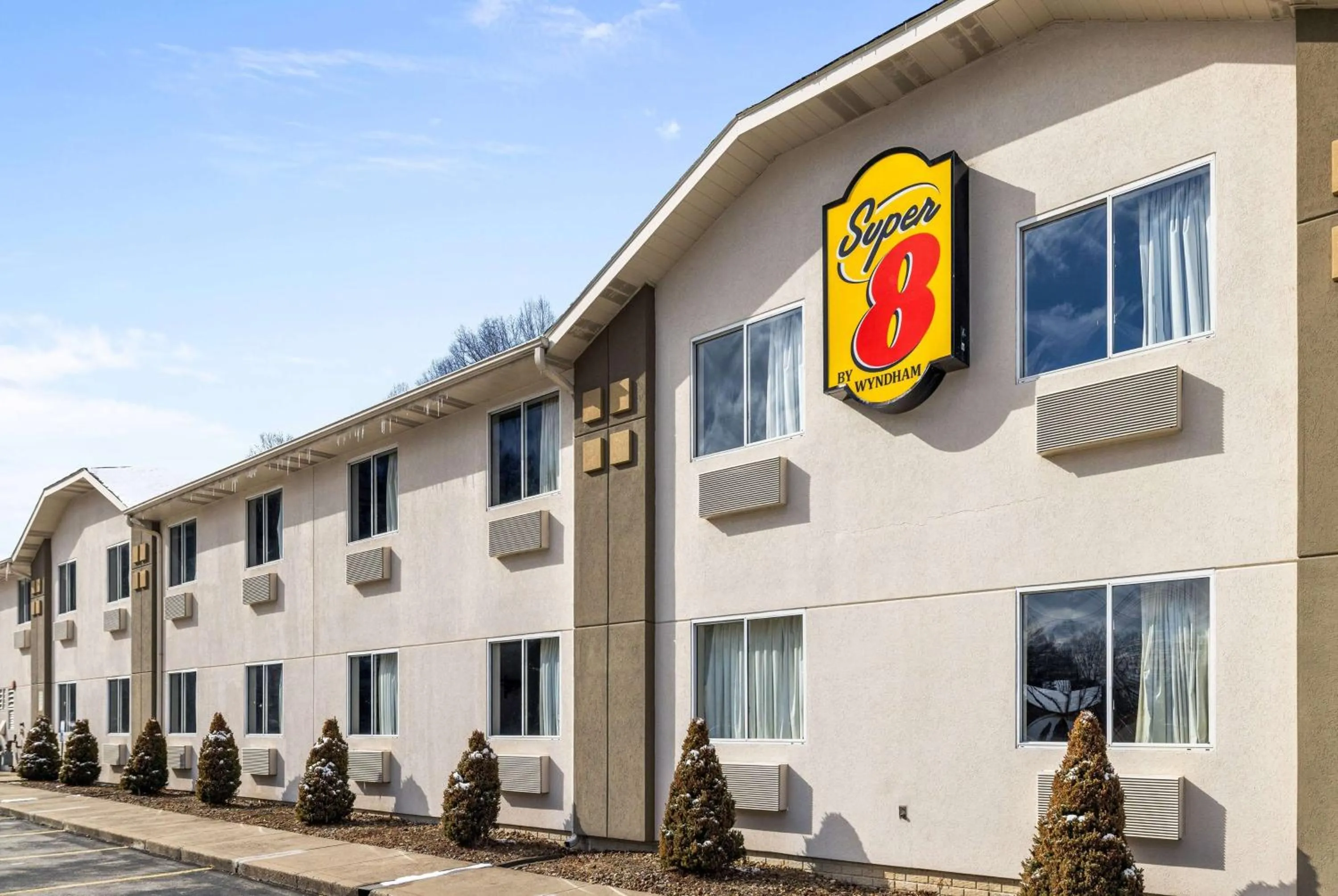 Property building in Super 8 by Wyndham Pittsburgh/Monroeville