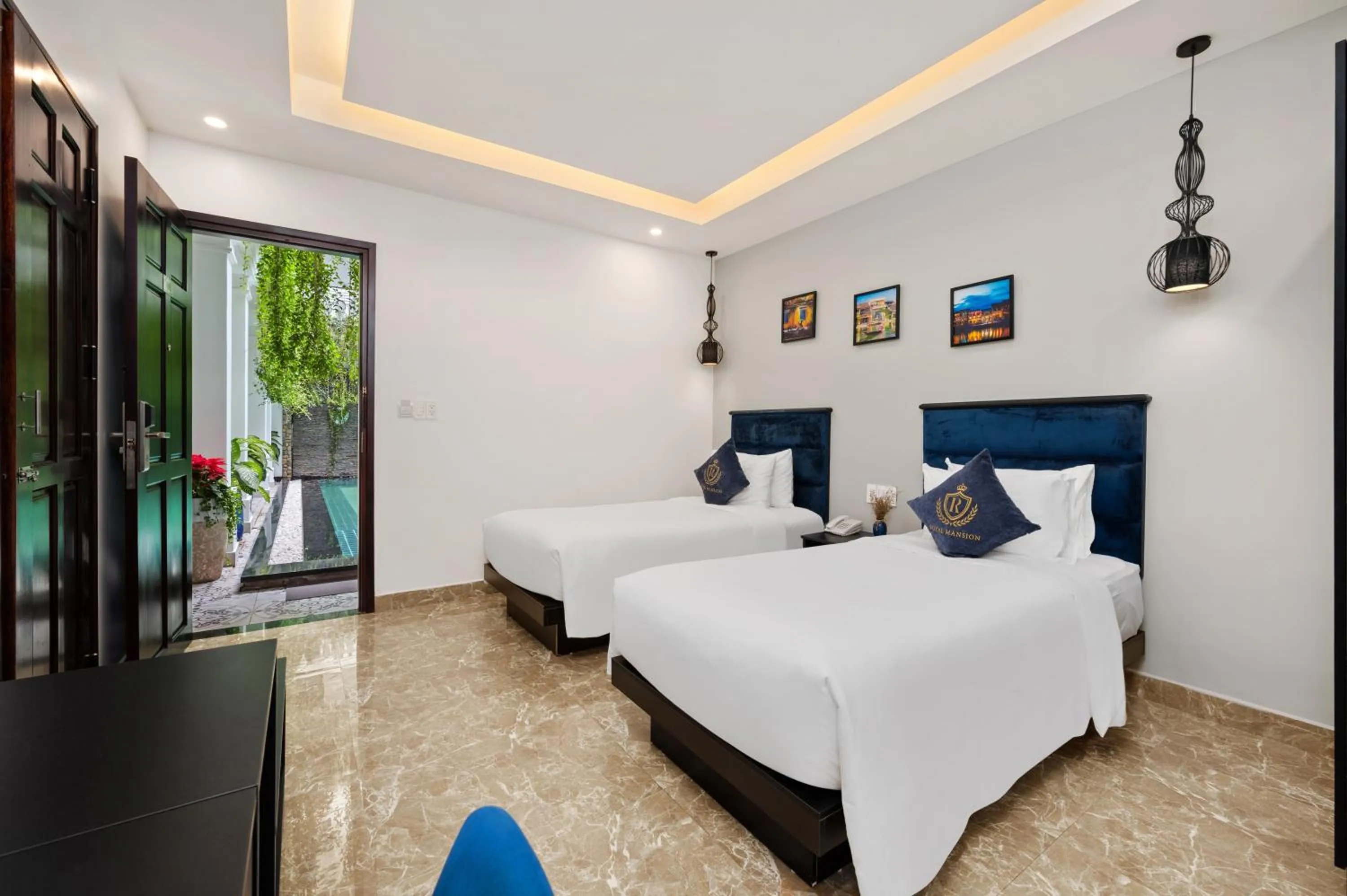 Bed in Royal Mansion Boutique Hoi An