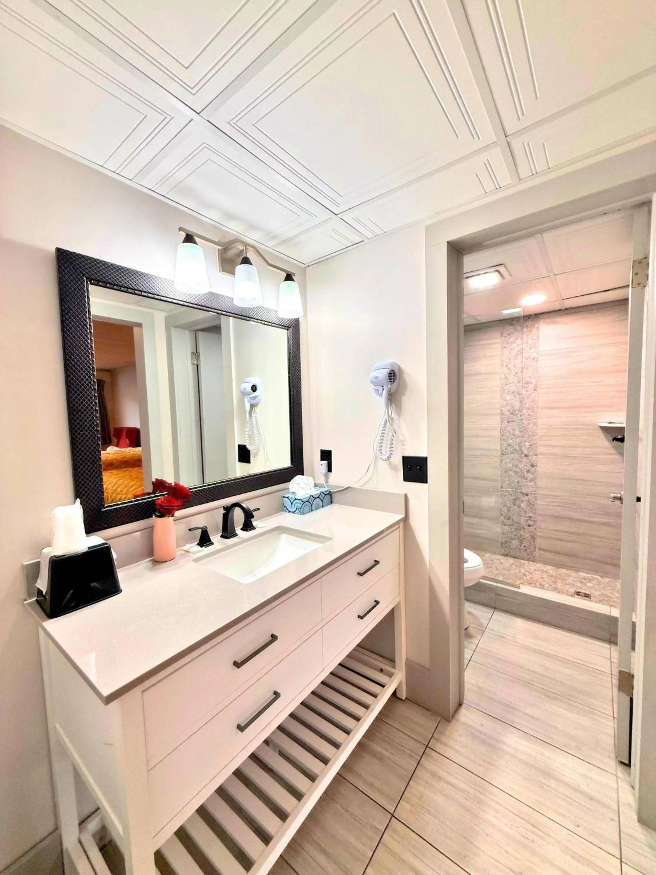 Shower in Tennessee Mountain Lodge