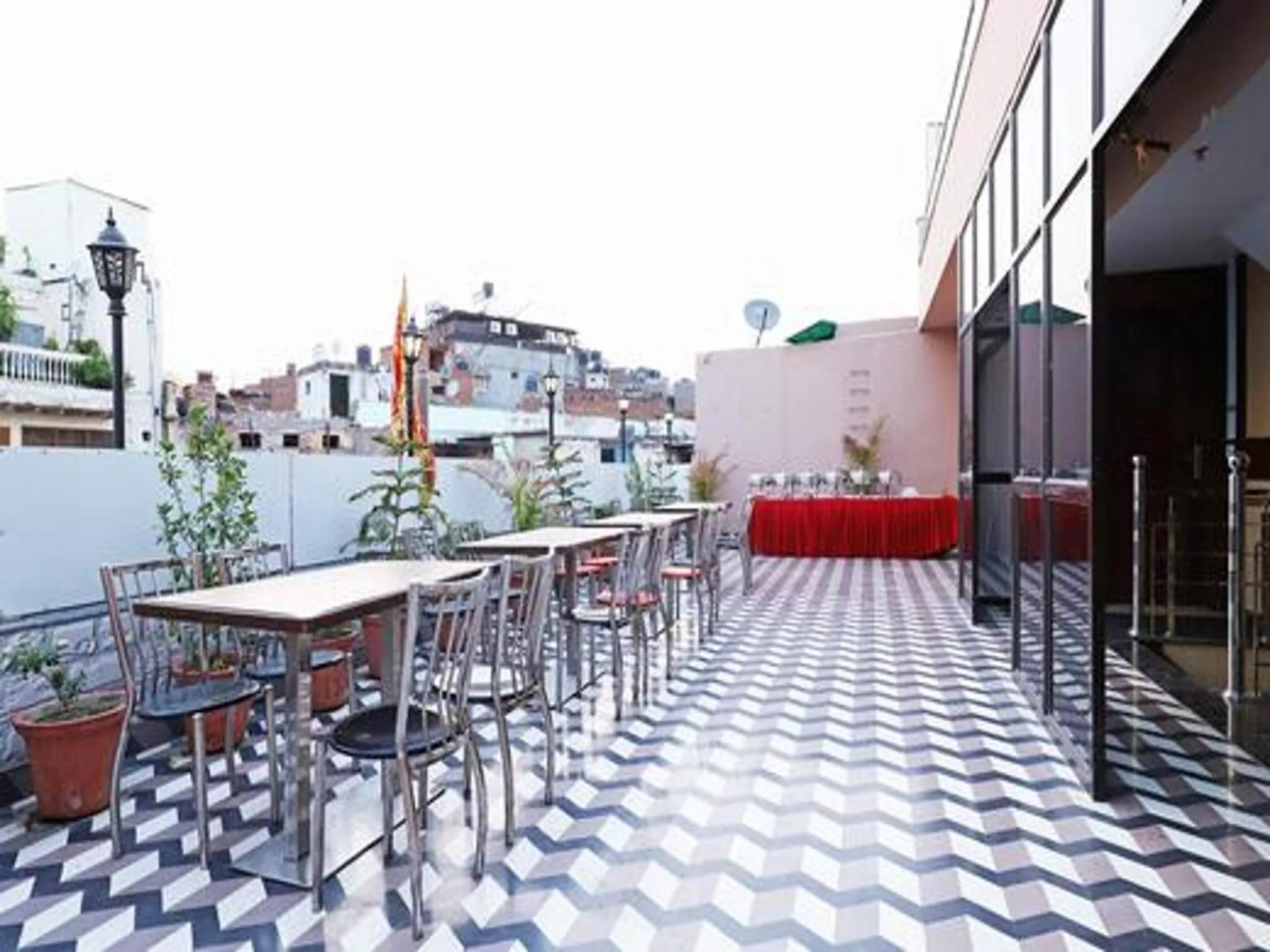 Restaurant/places to eat in The Grand Uddhav