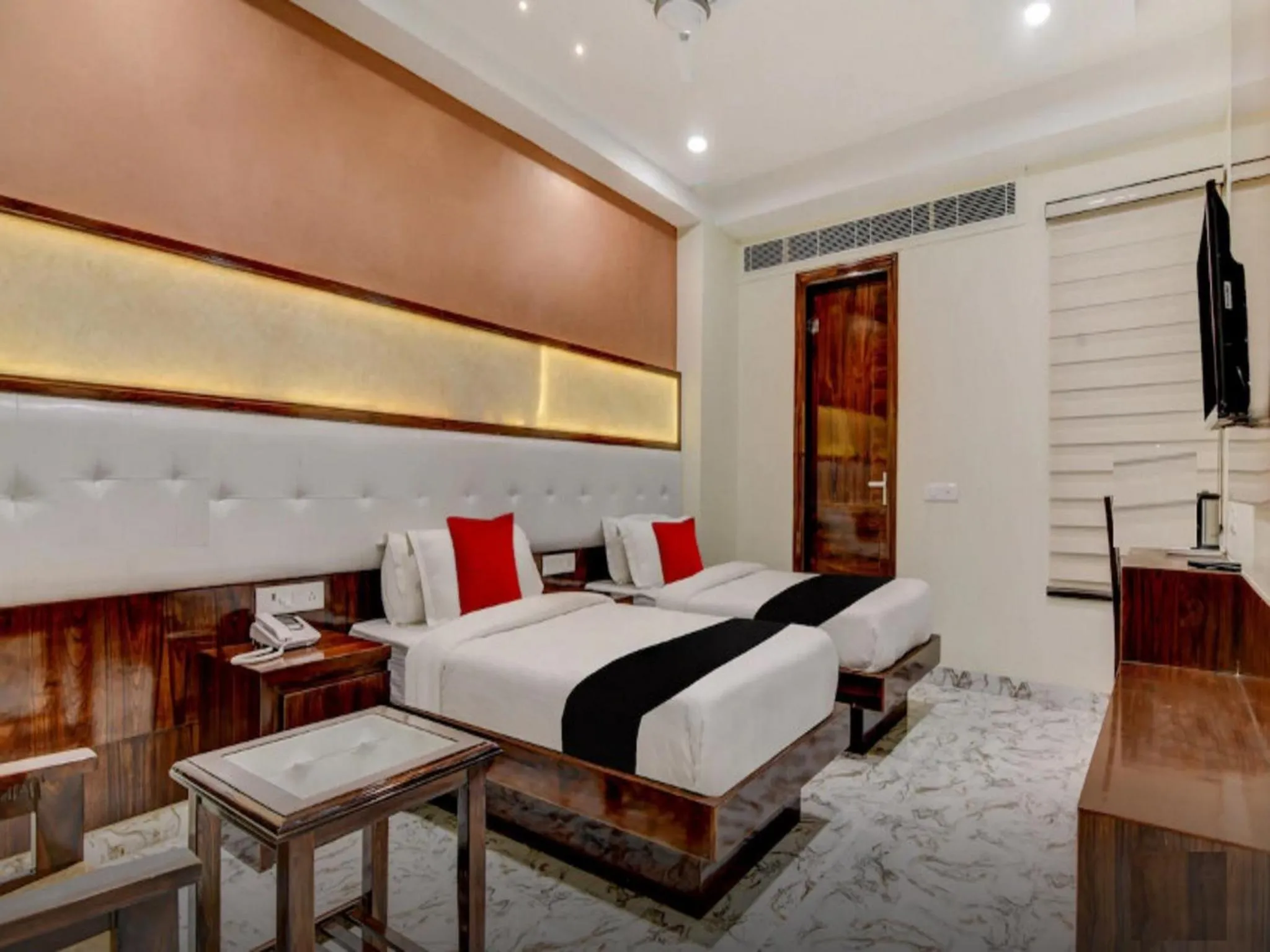 Bedroom, Bed in The Grand Uddhav