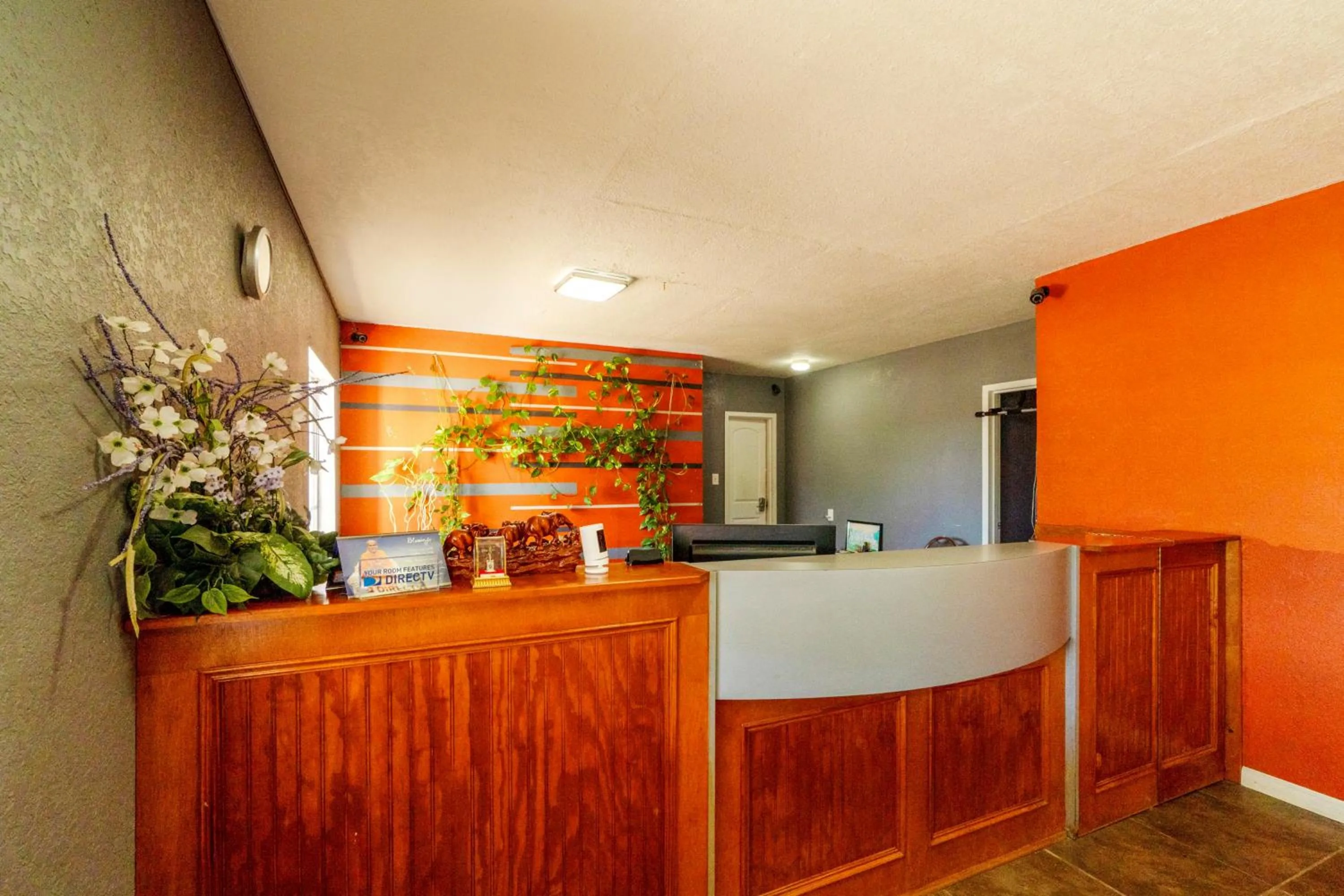 Lobby or reception in Woodfield Inn & Suites Hotel O, Yoakum TX 111