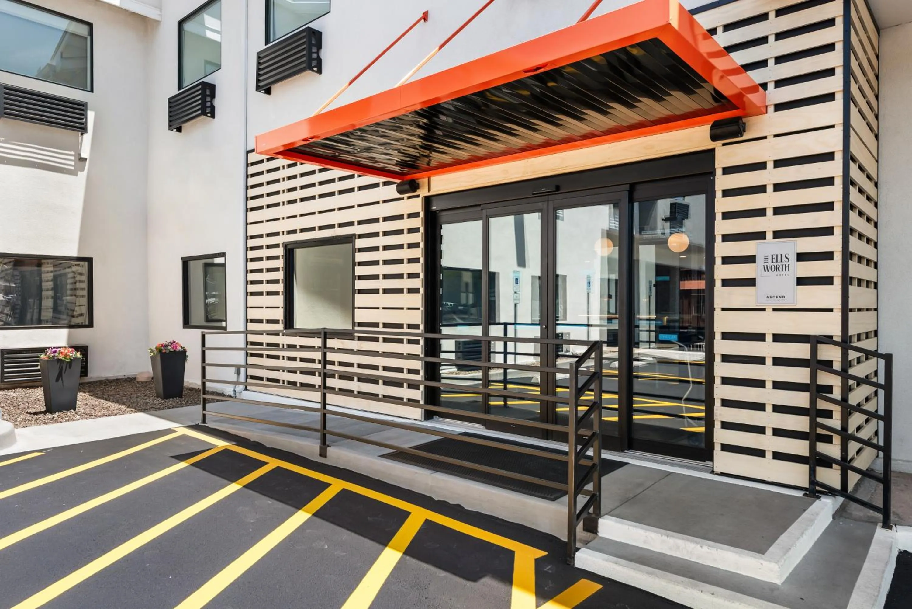 Facade/entrance in The Ellsworth Hotel, an Ascend Collection Hotel