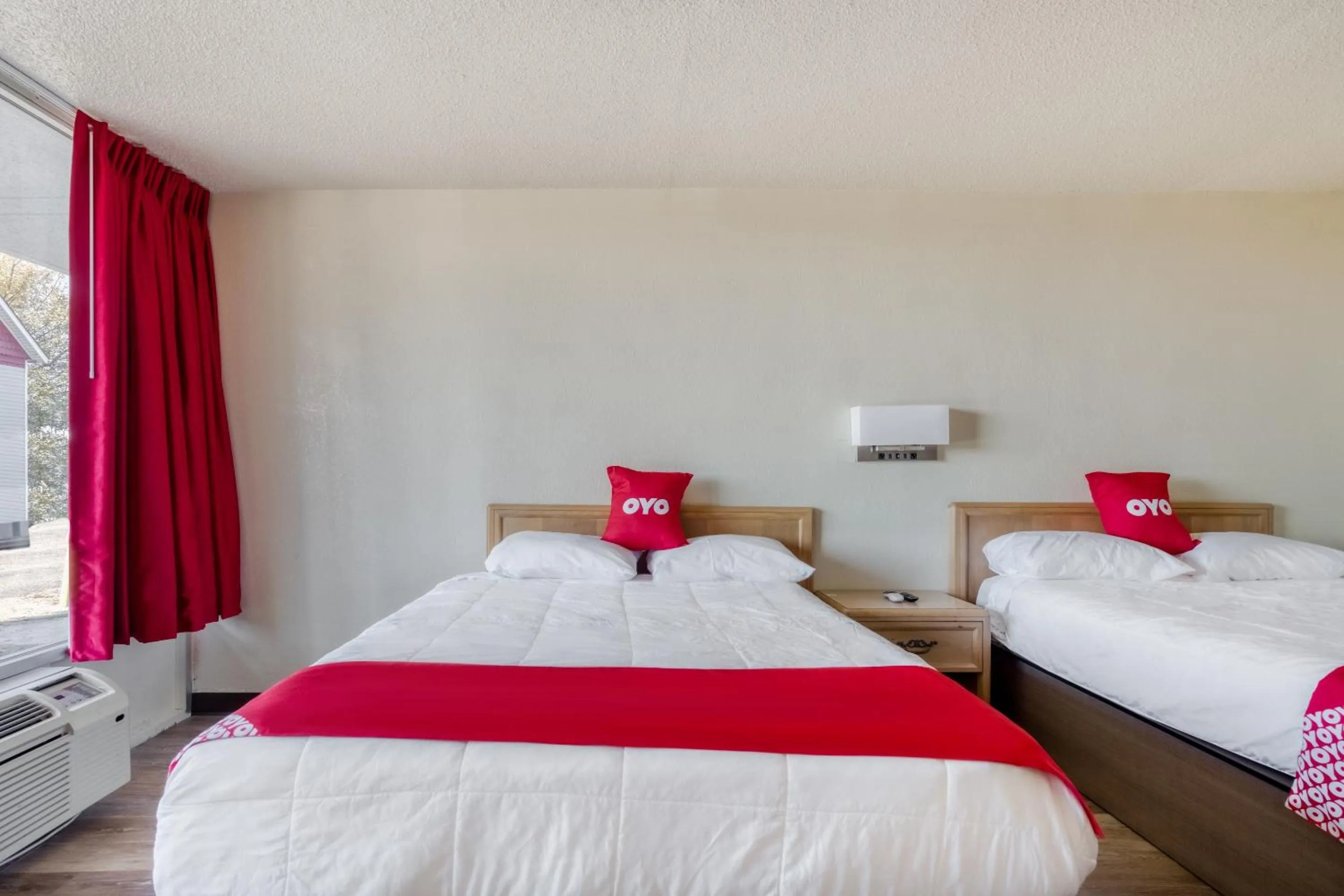 Bedroom, Bed in OYO Hotel Waco University Area I-35